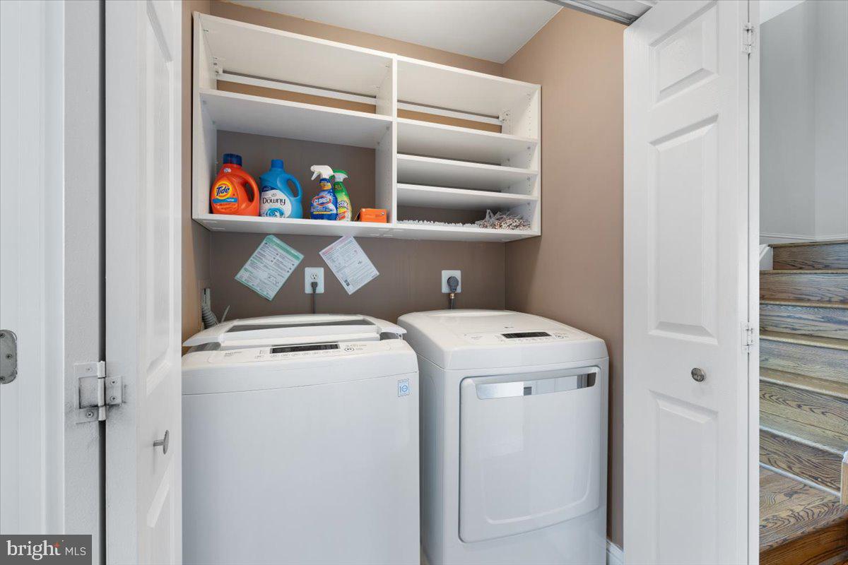 PALISADES PARK - Residential