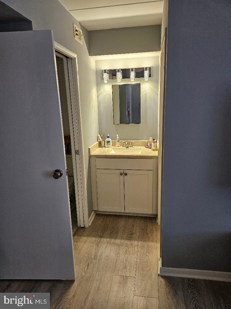 GLENVALE CONDO - Residential