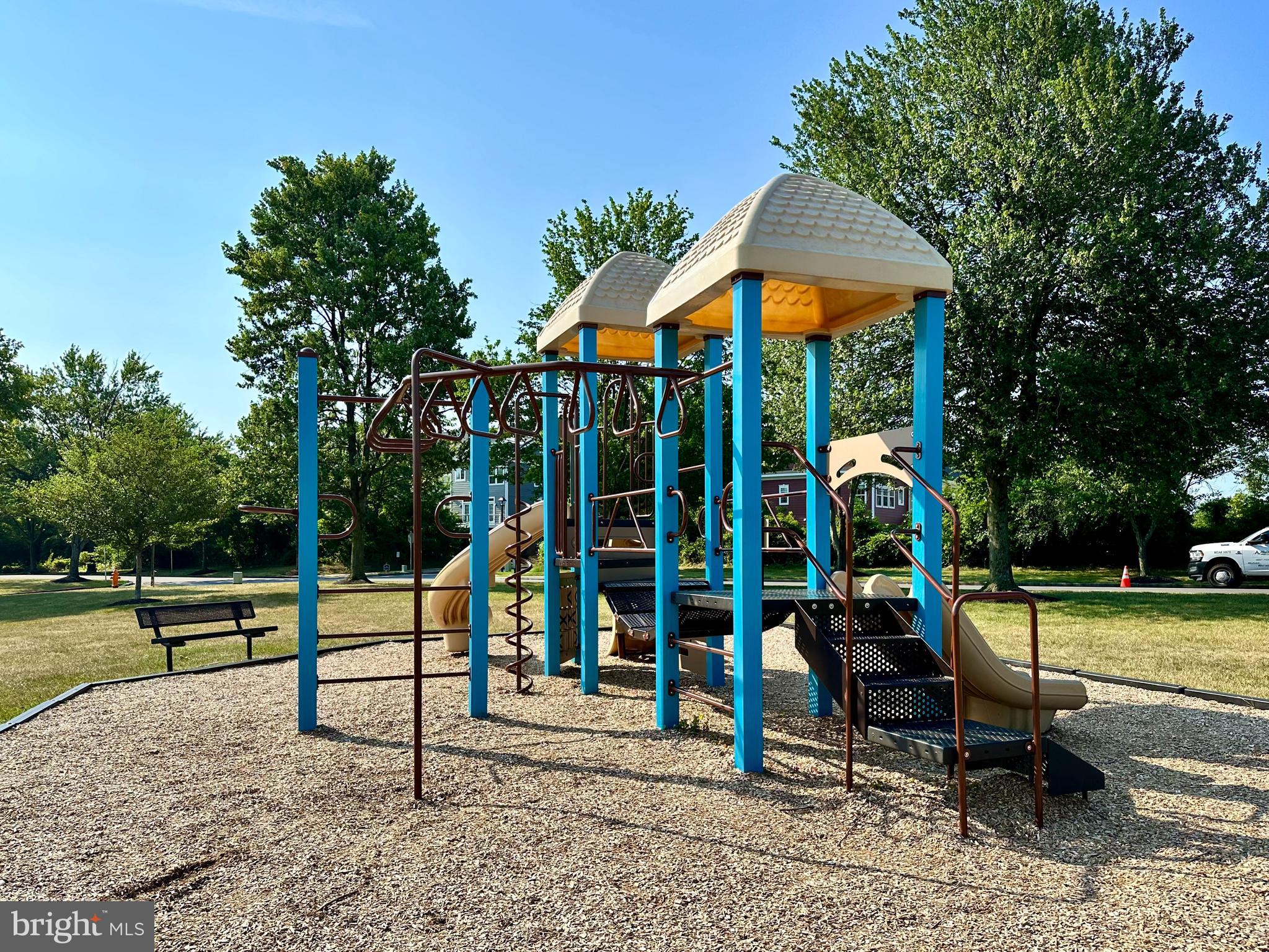 VILLAGE OF MONTGOMERY RUN - Residential