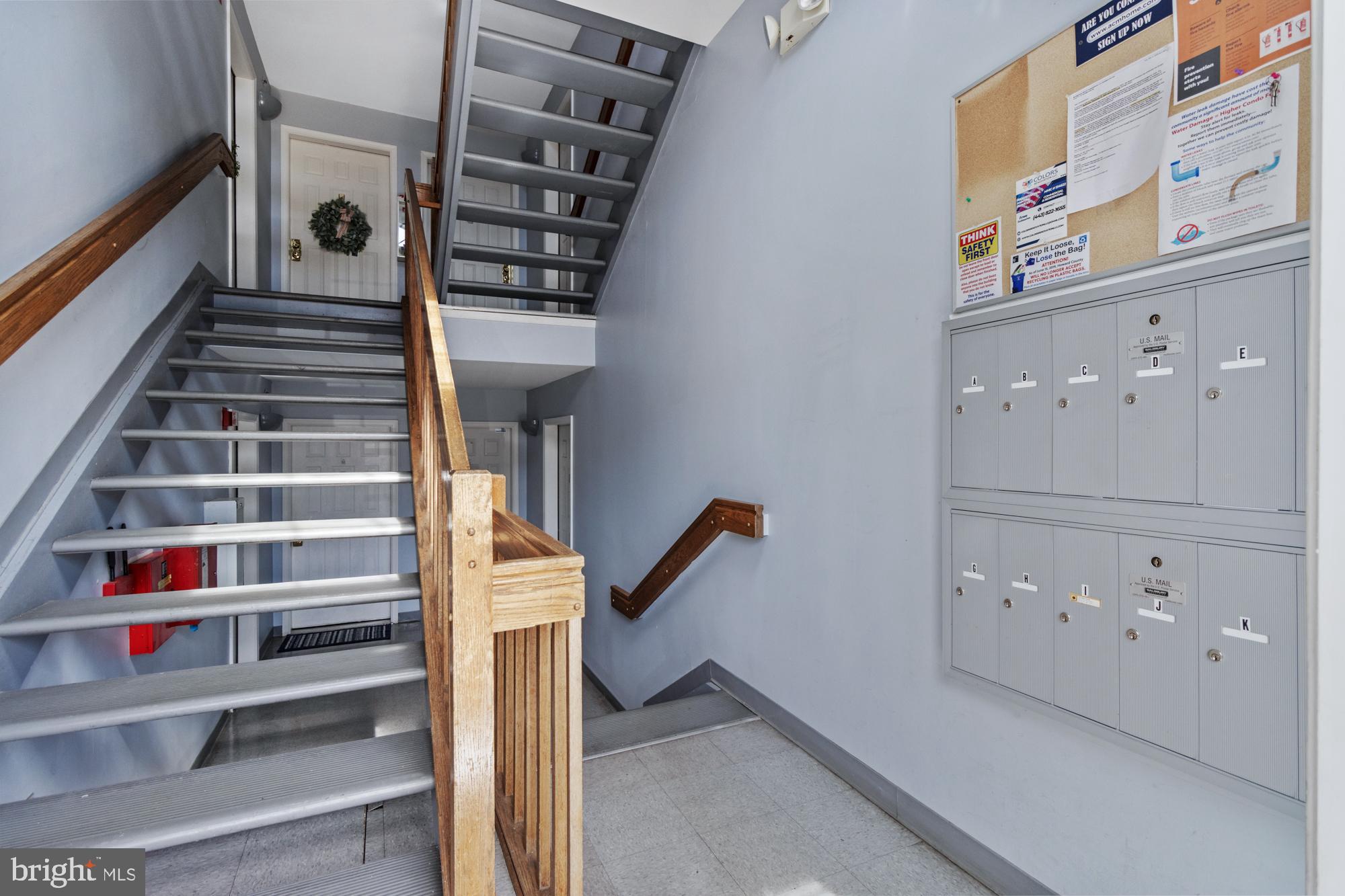 VILLAGE OF MONTGOMERY RUN - Residential