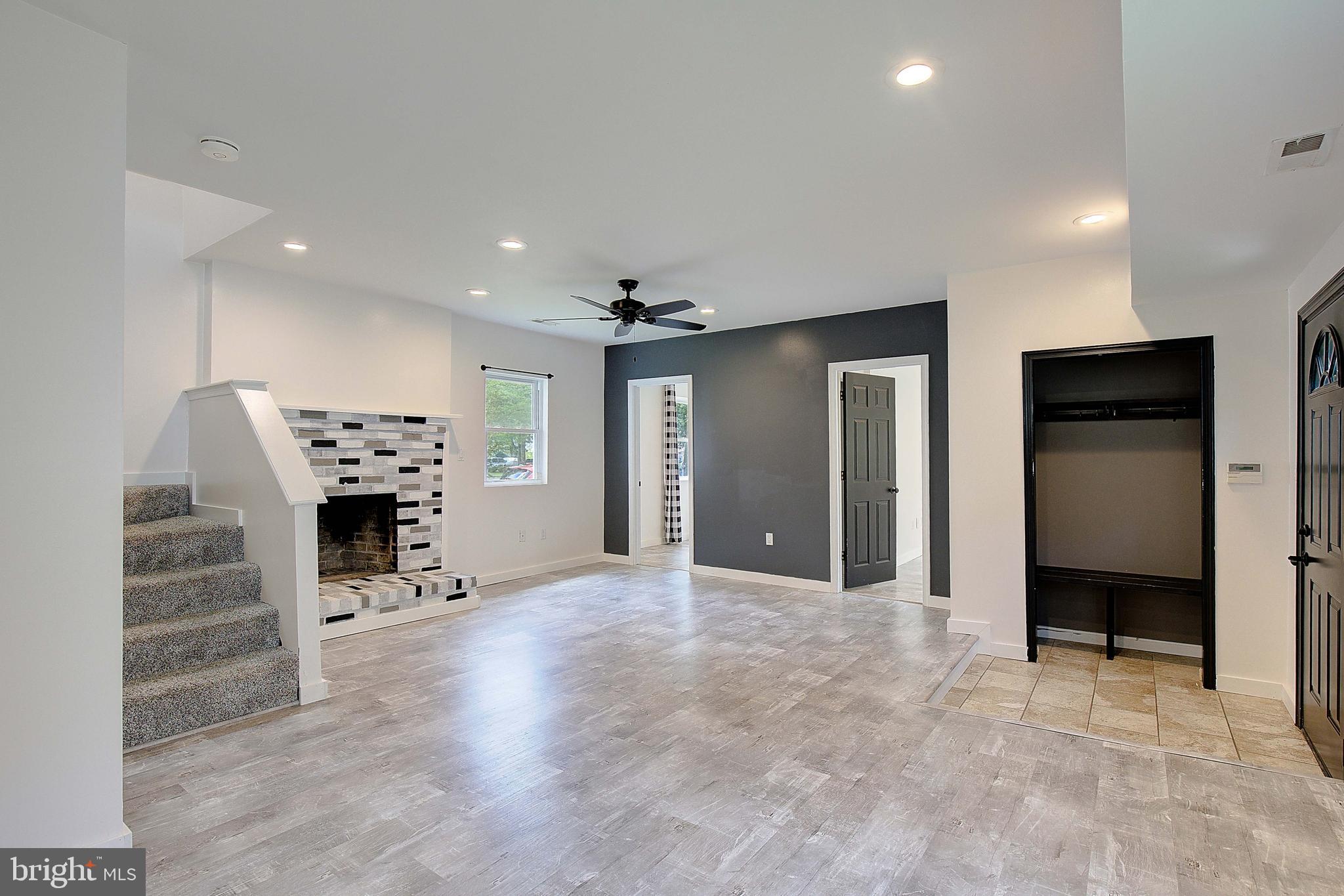 CAPE ANNE - Residential