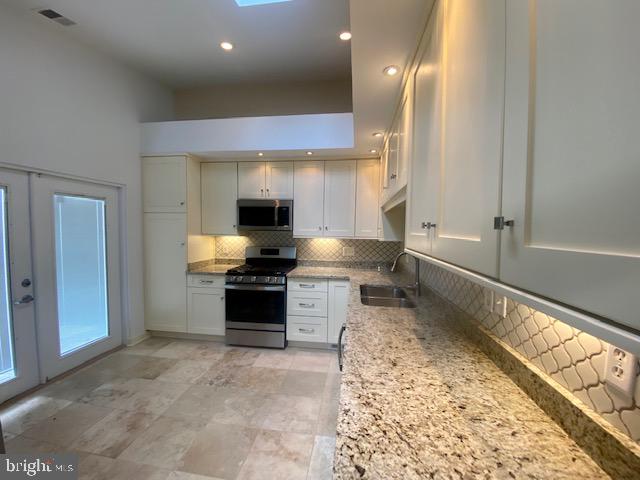 STONECREEK - Residential Lease