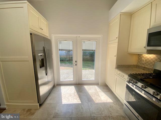 STONECREEK - Residential Lease