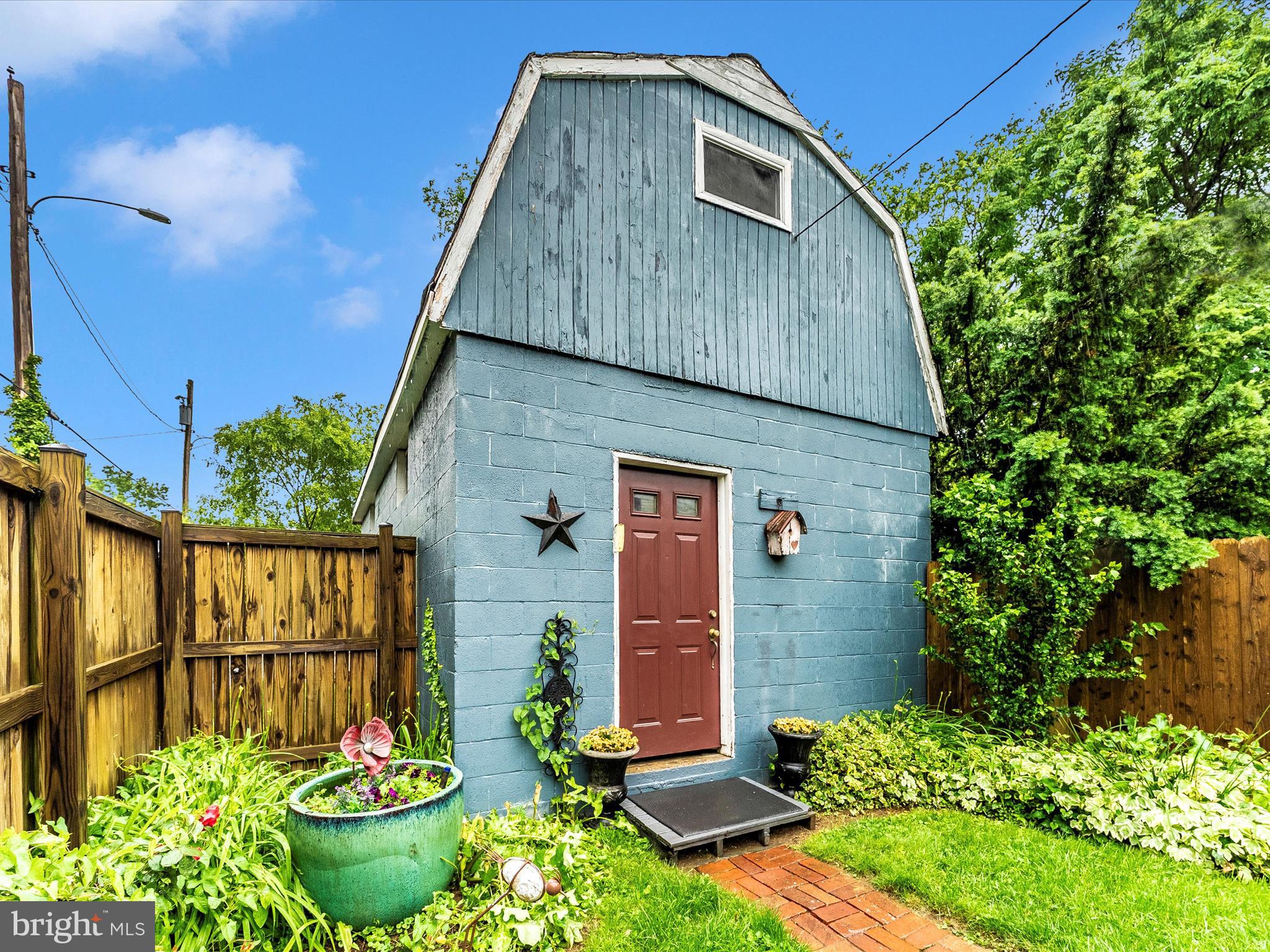 DOWNTOWN FREDERICK - Residential