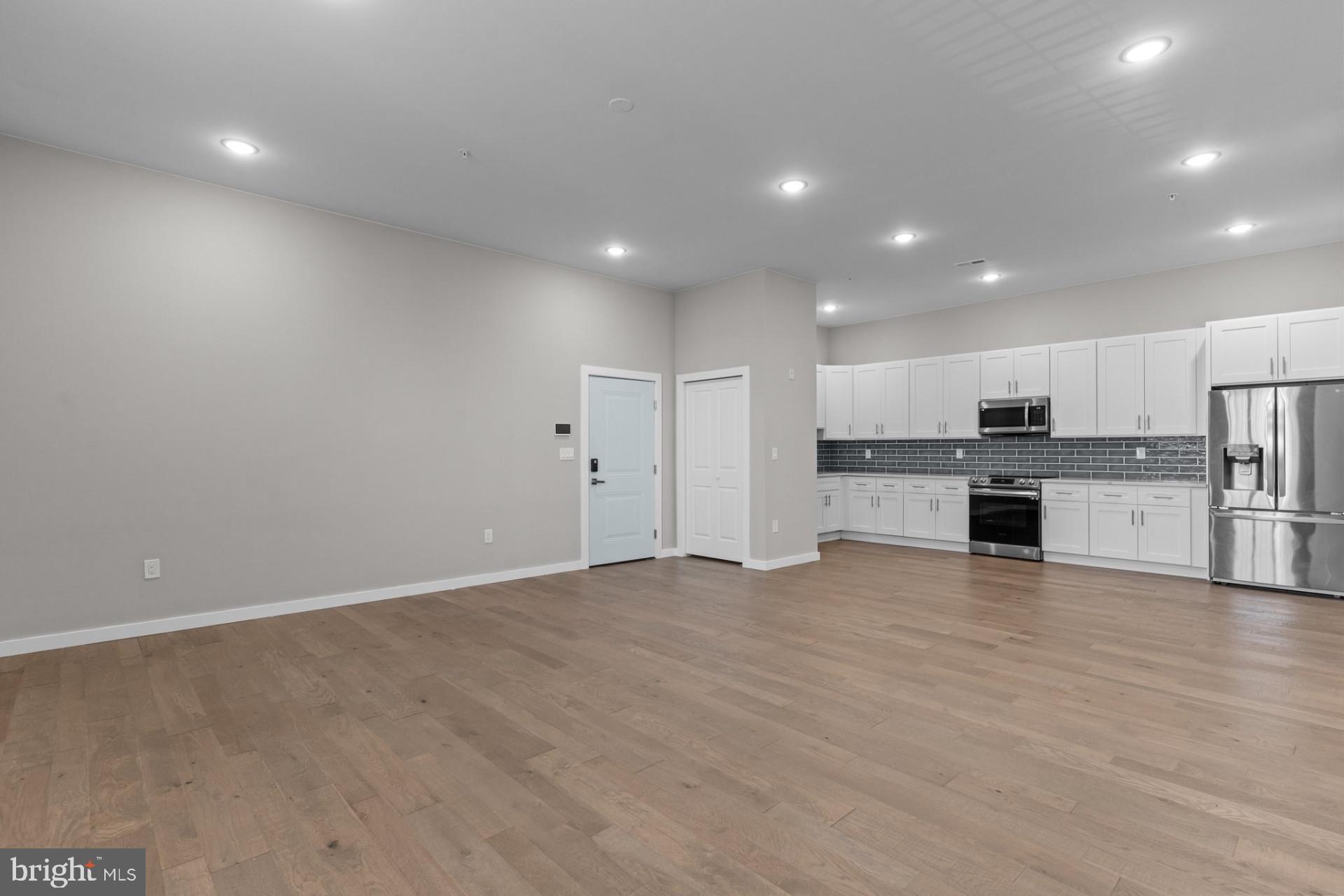 BRISTOL - Residential