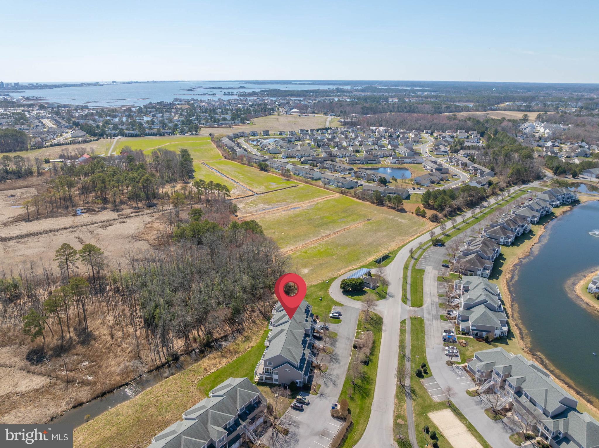 BAYVILLE SHORES - Residential