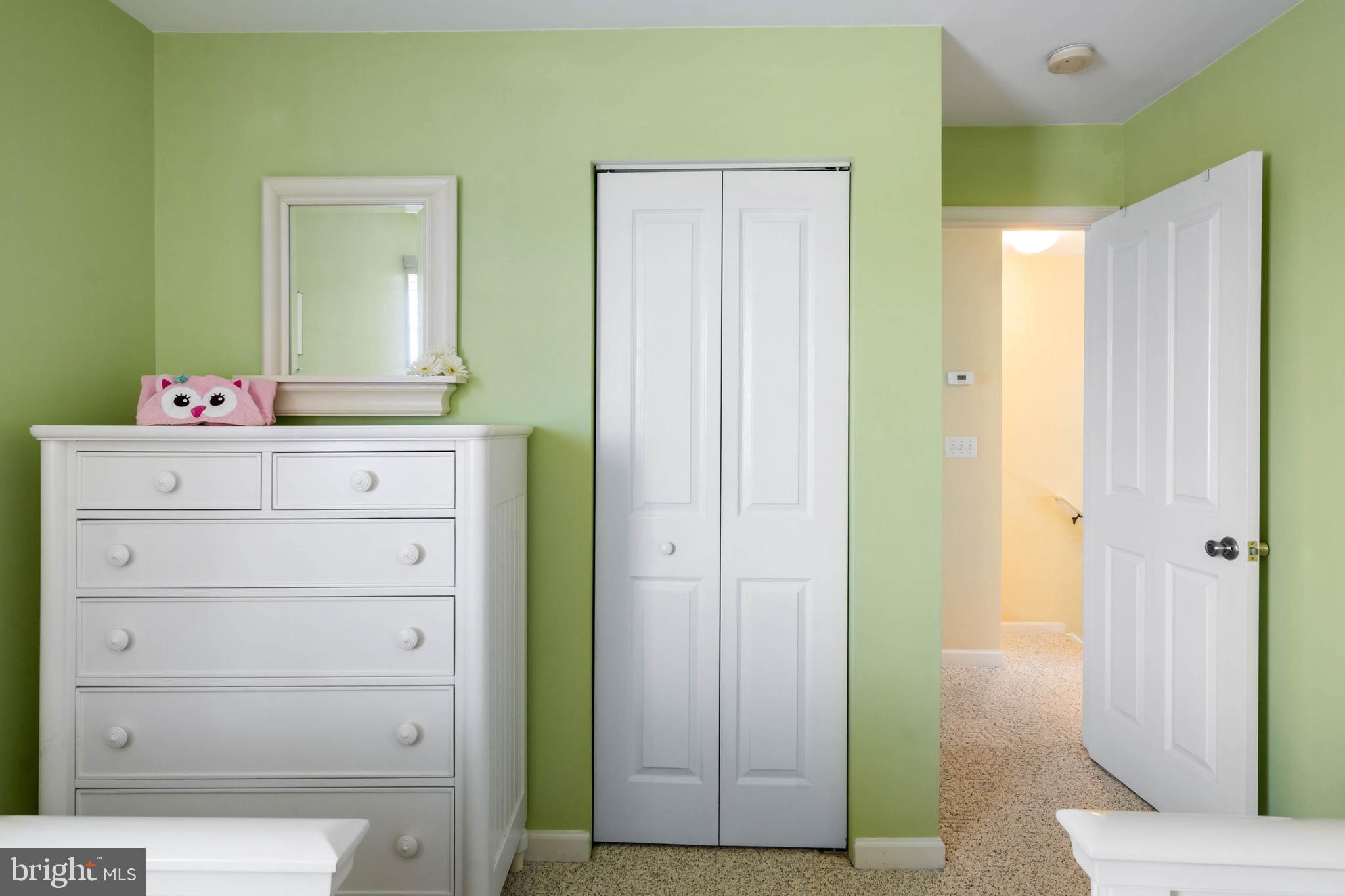 BAYVILLE SHORES - Residential