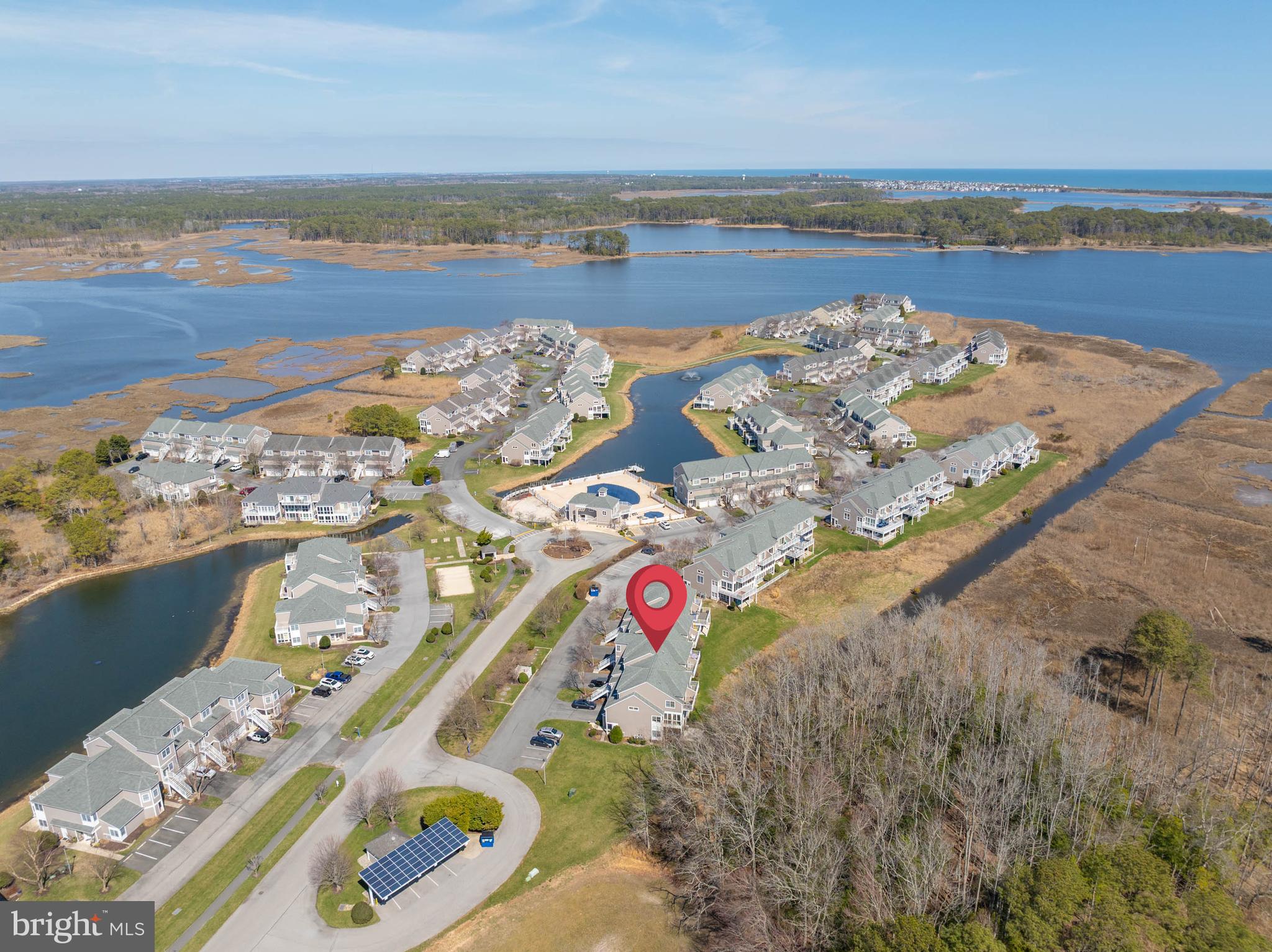 BAYVILLE SHORES - Residential
