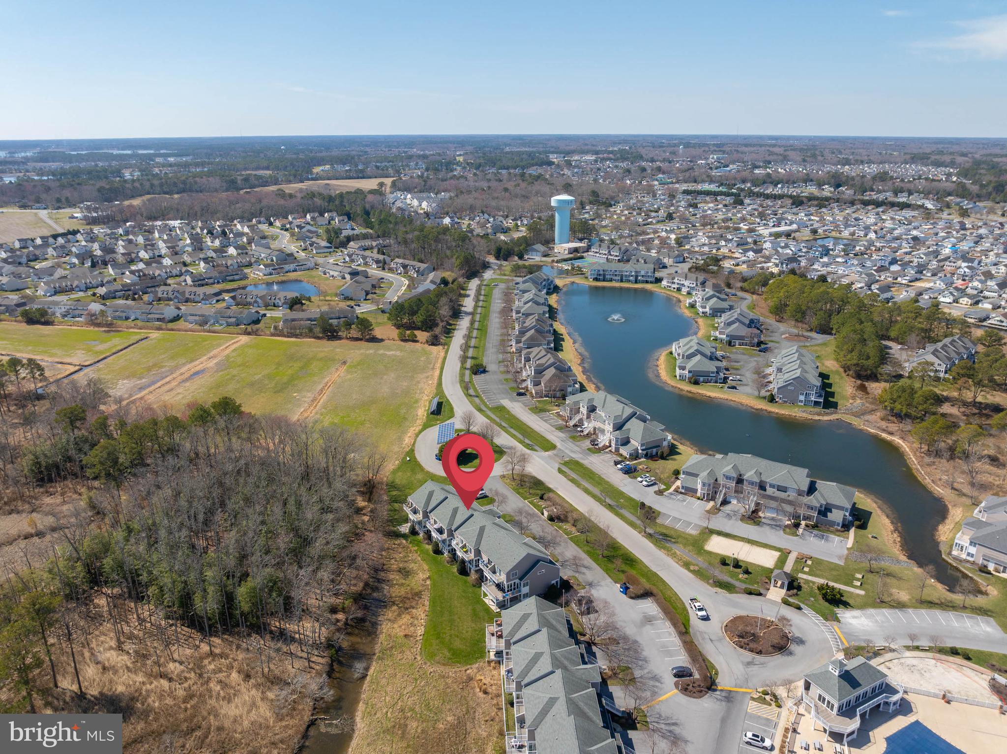 BAYVILLE SHORES - Residential