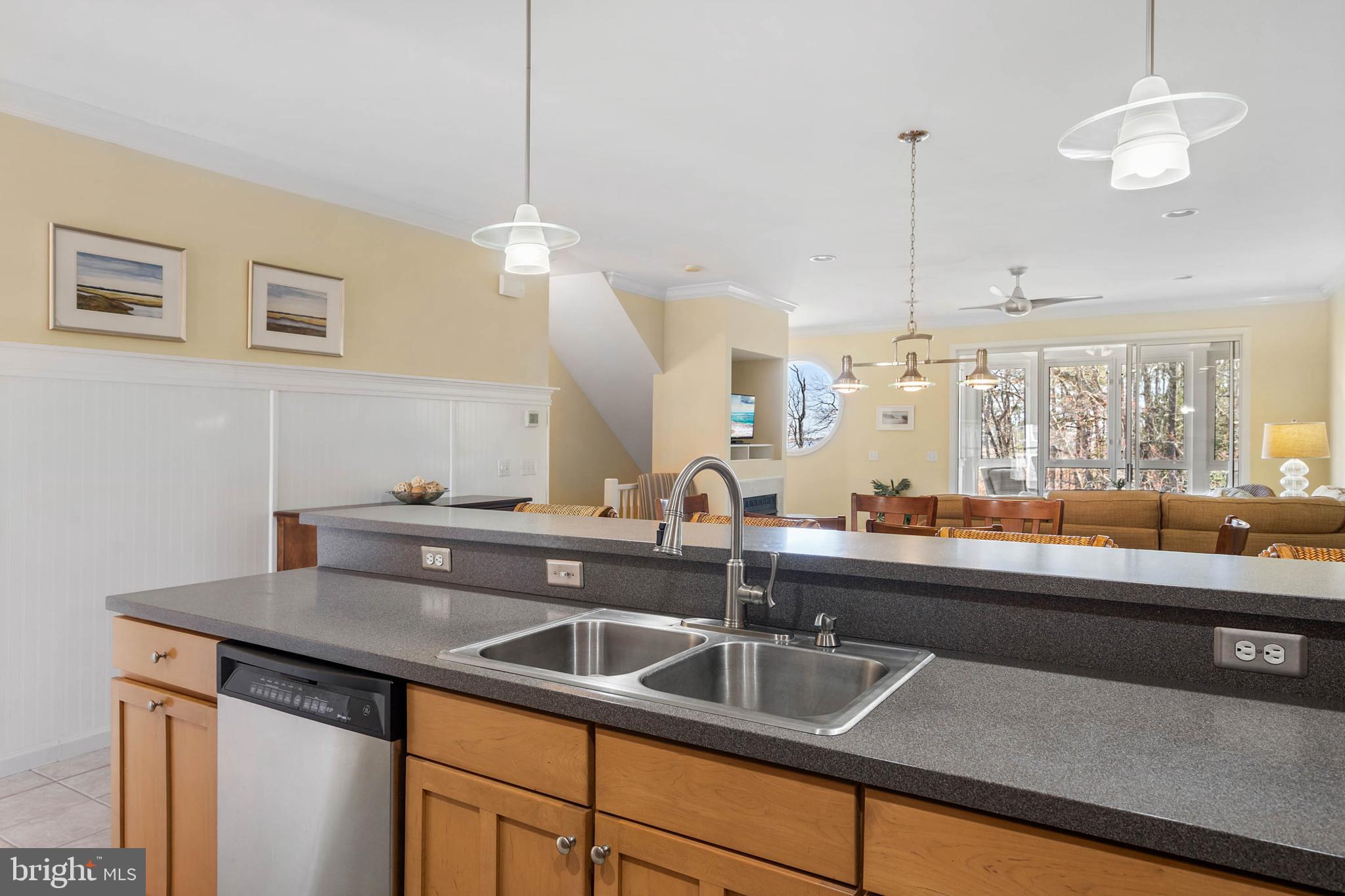 BAYVILLE SHORES - Residential