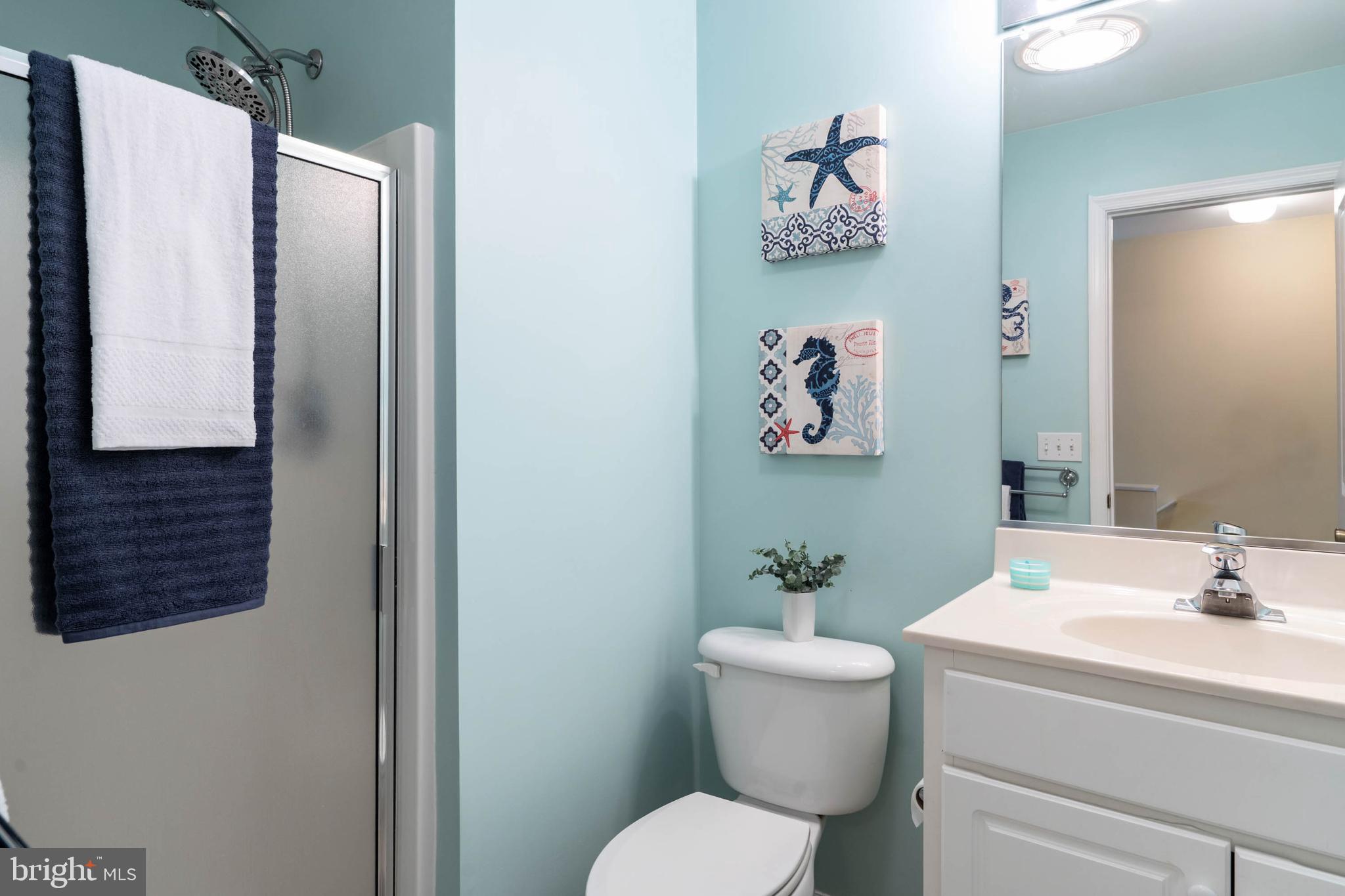 BAYVILLE SHORES - Residential