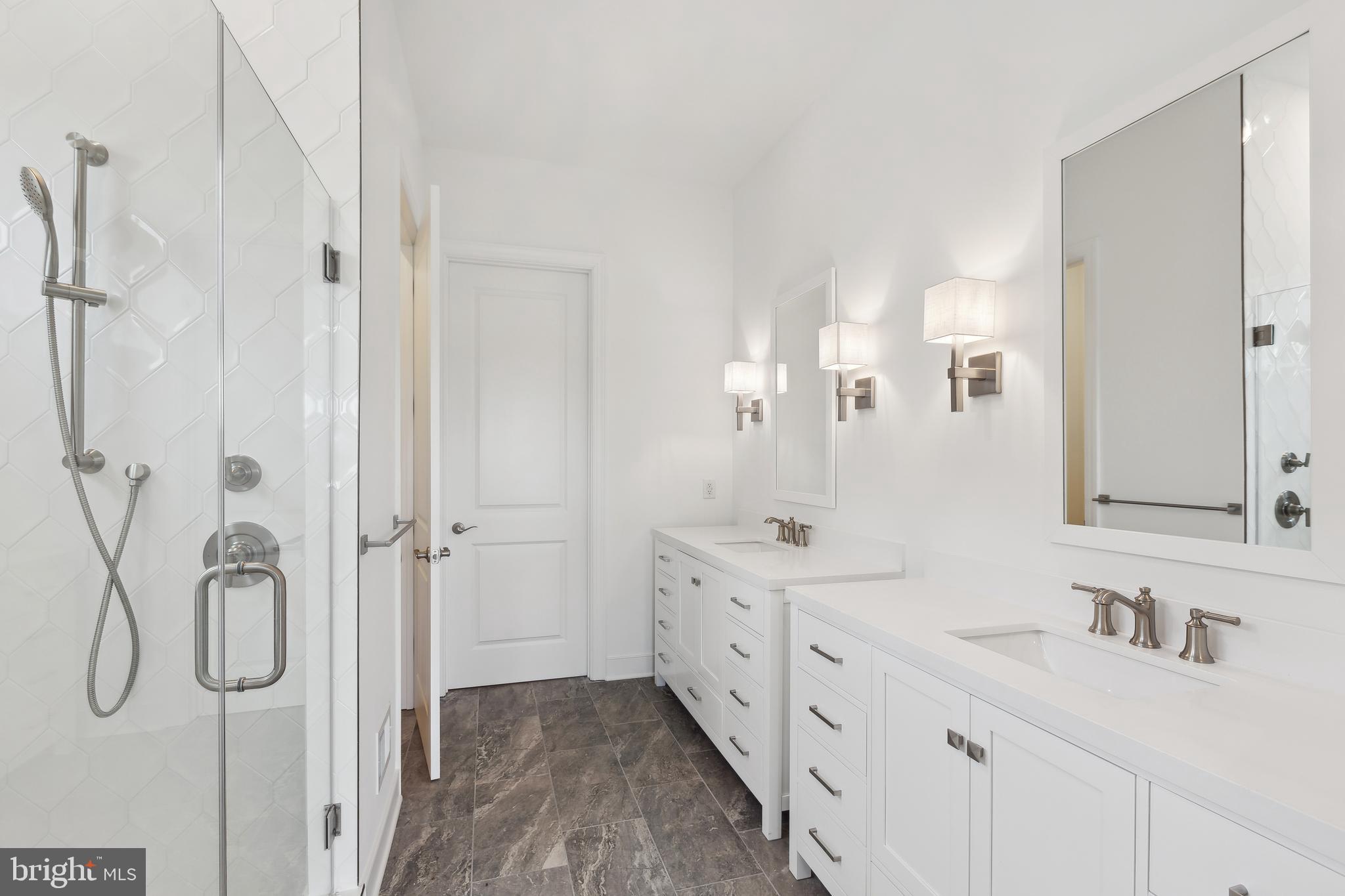 FOUR SEASONS AT KENT ISLAND - Residential