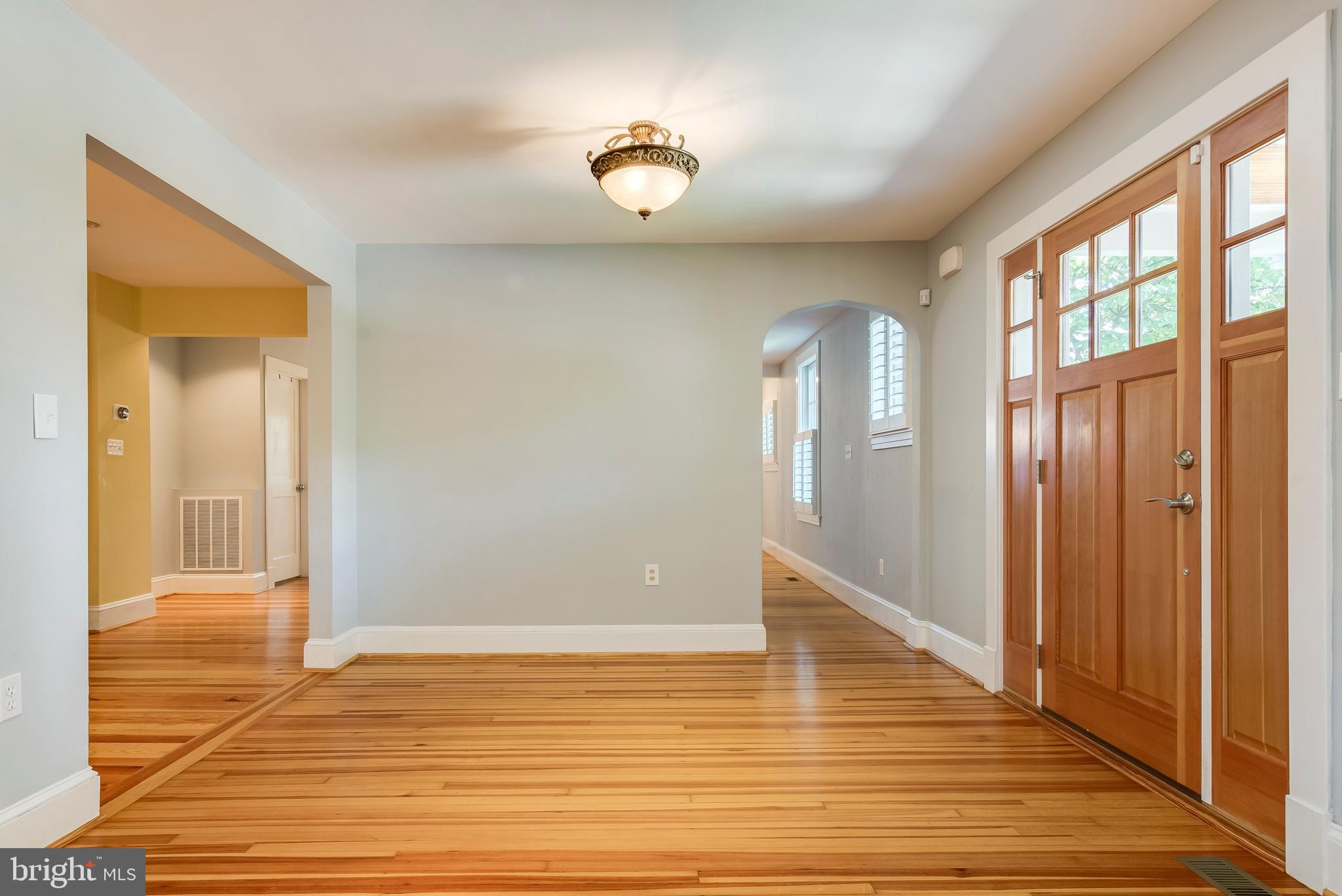 EASTPORT - Residential Lease