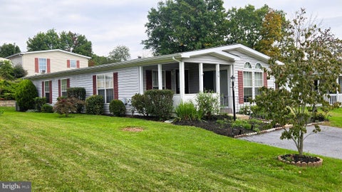 Mobile Home For Sale - 30 Juniper Court<br/> HARLEYSVILLE, PA 19438
