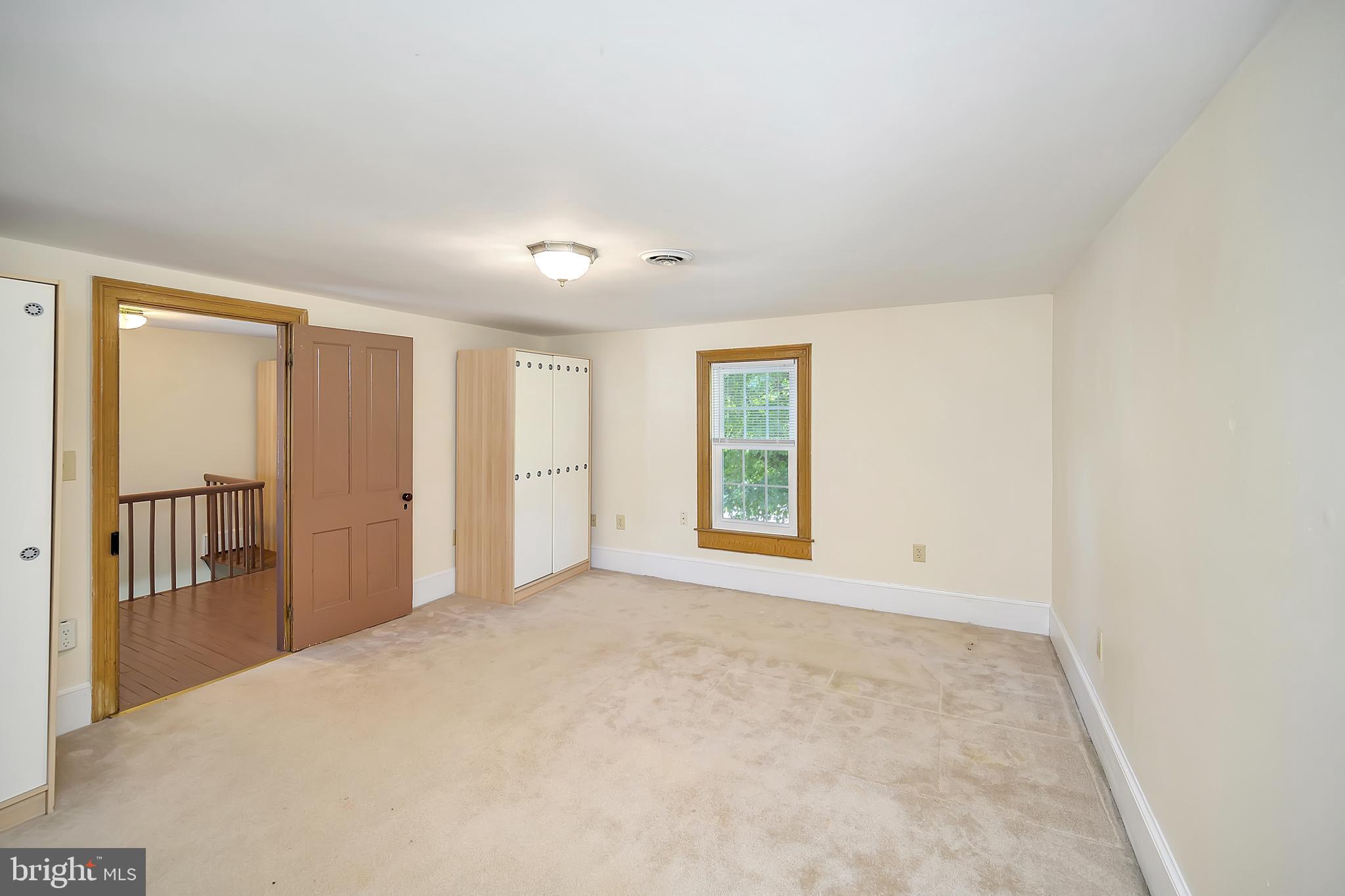 HARTWOOD - Residential Lease