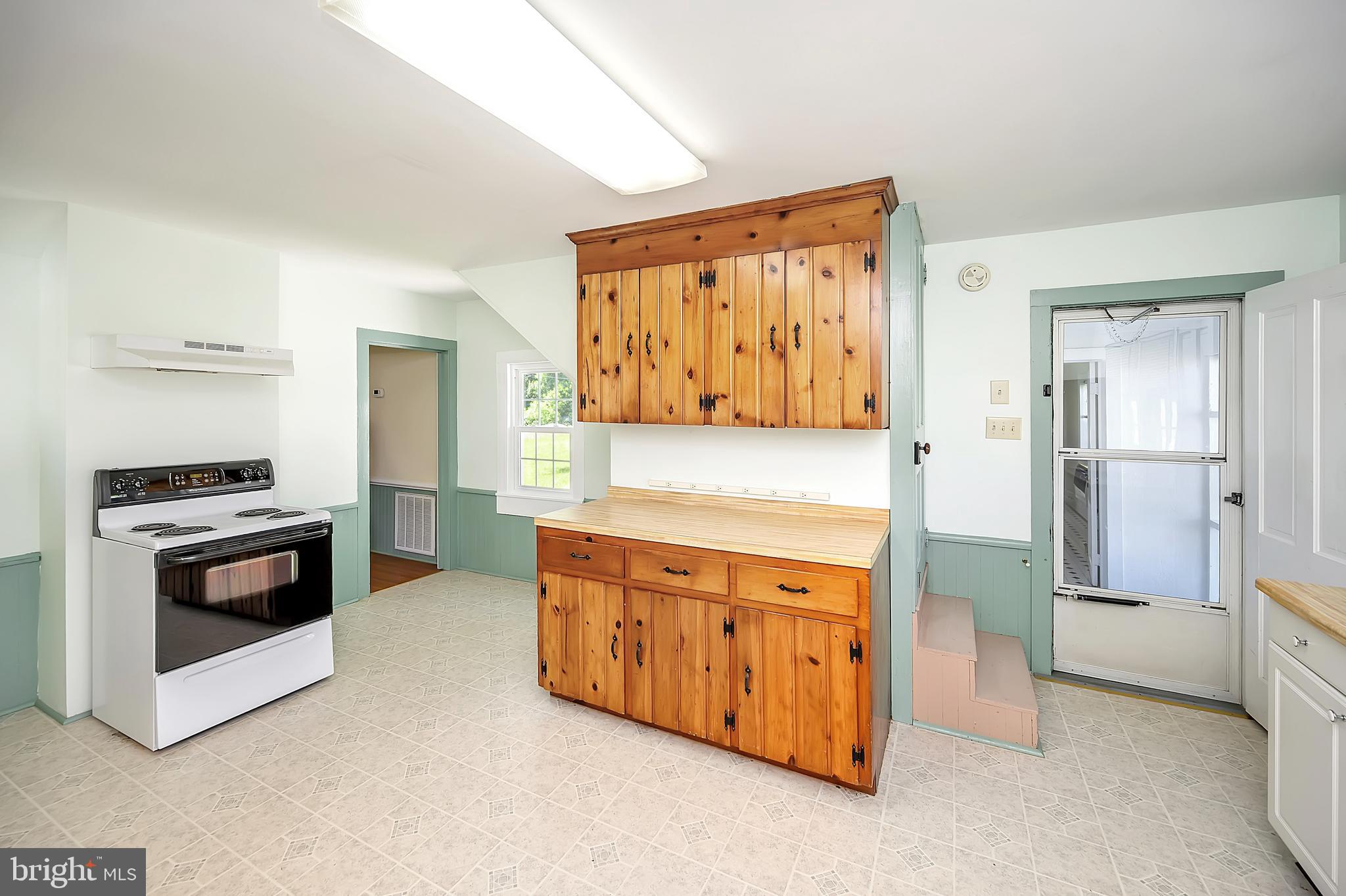 HARTWOOD - Residential Lease