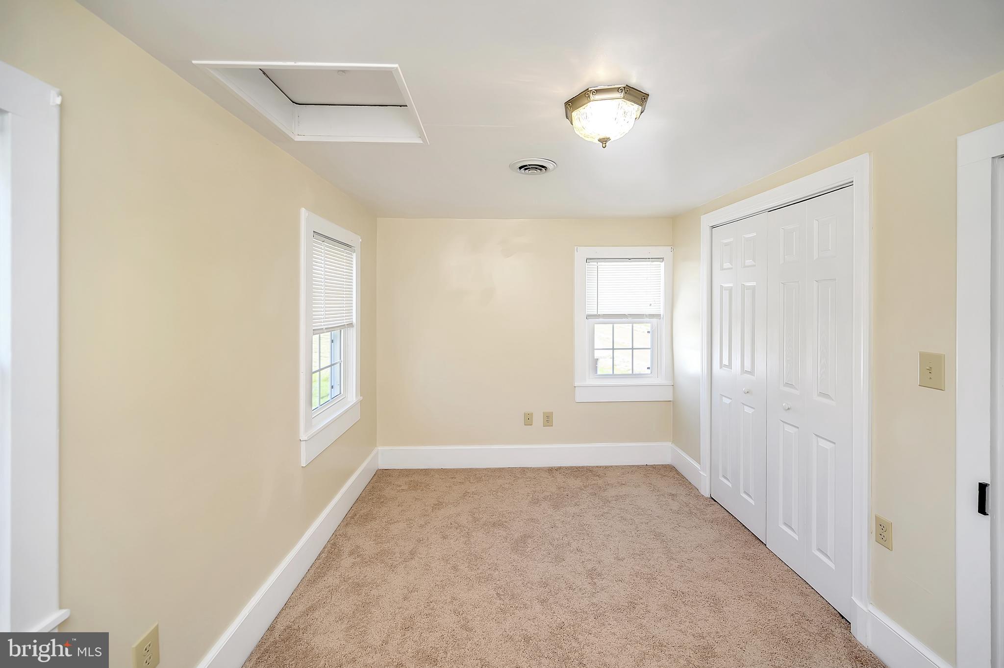 HARTWOOD - Residential Lease