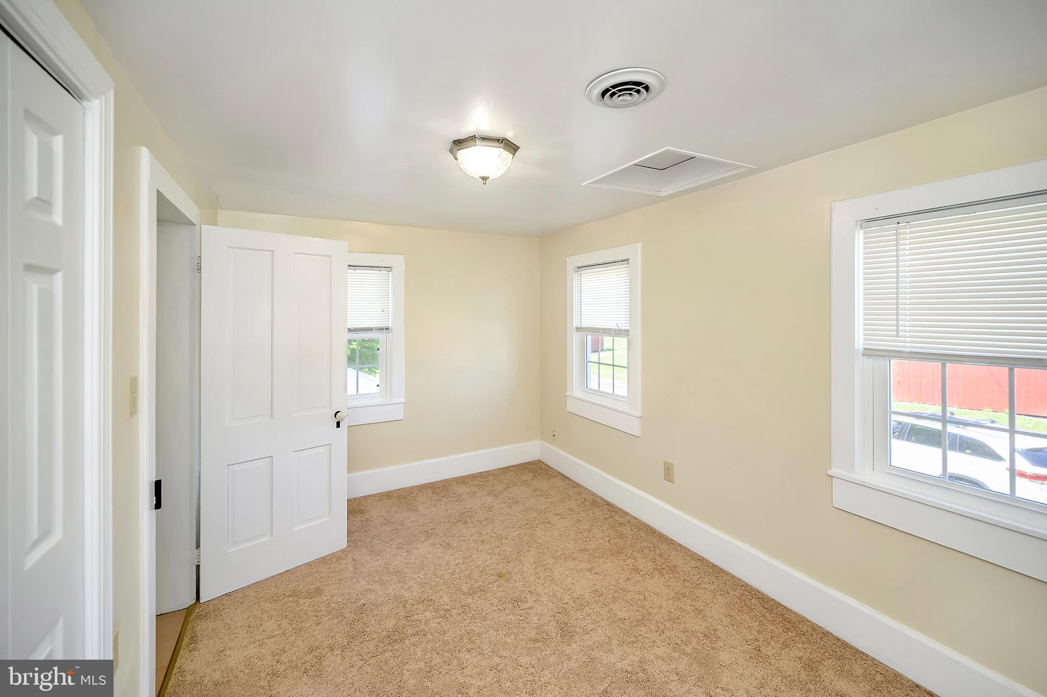 HARTWOOD - Residential Lease