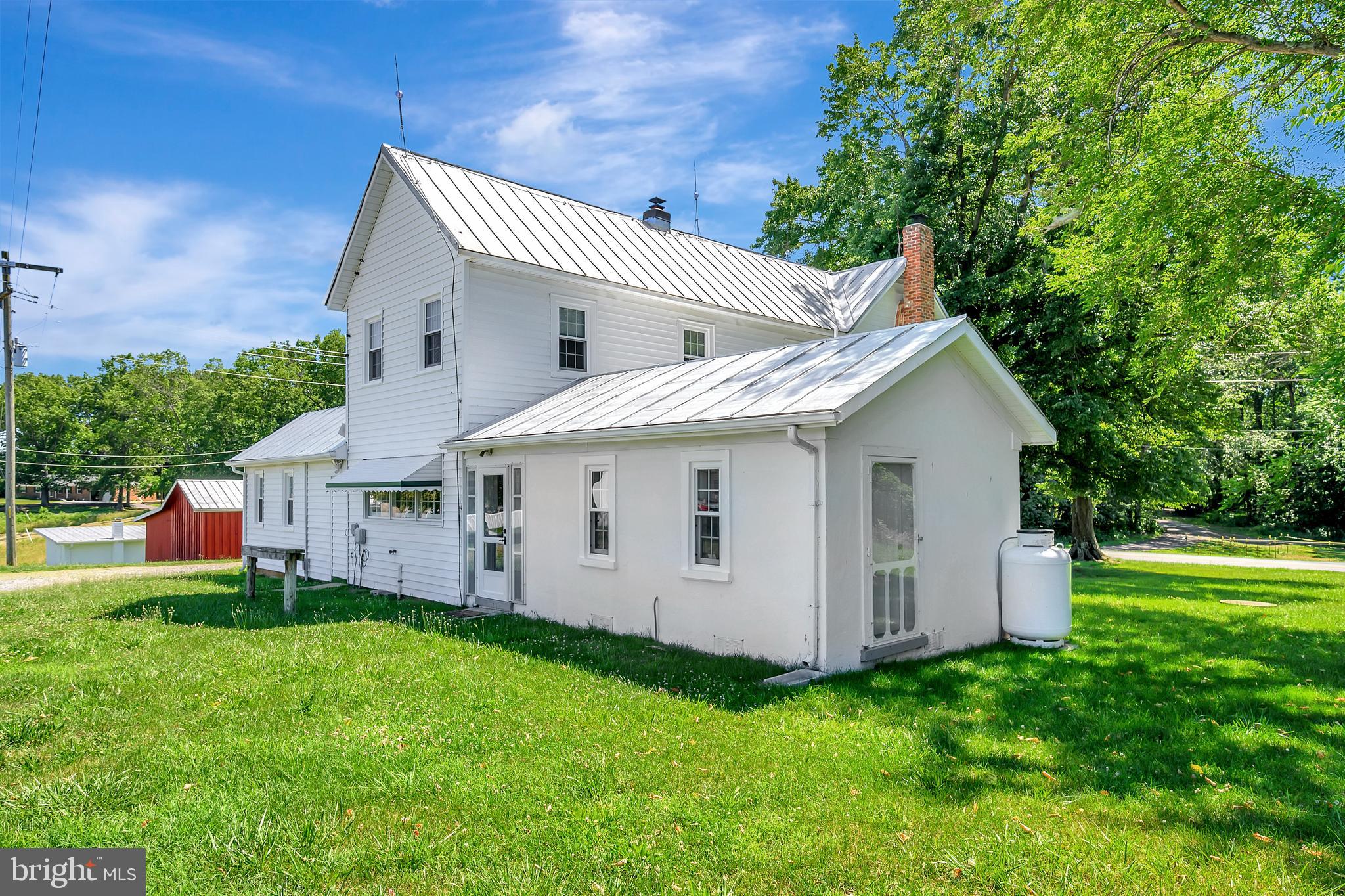 HARTWOOD - Residential Lease