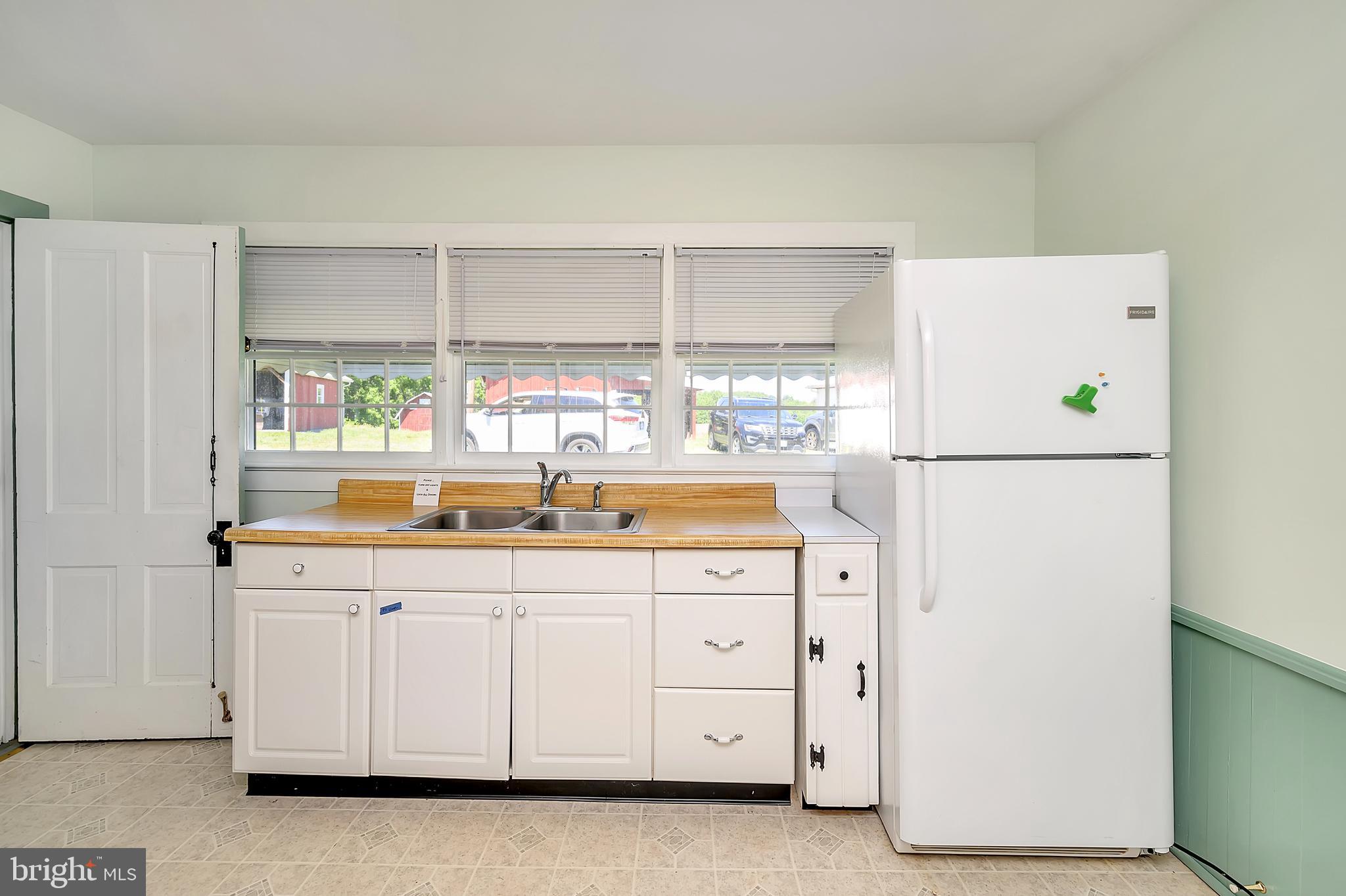 HARTWOOD - Residential Lease