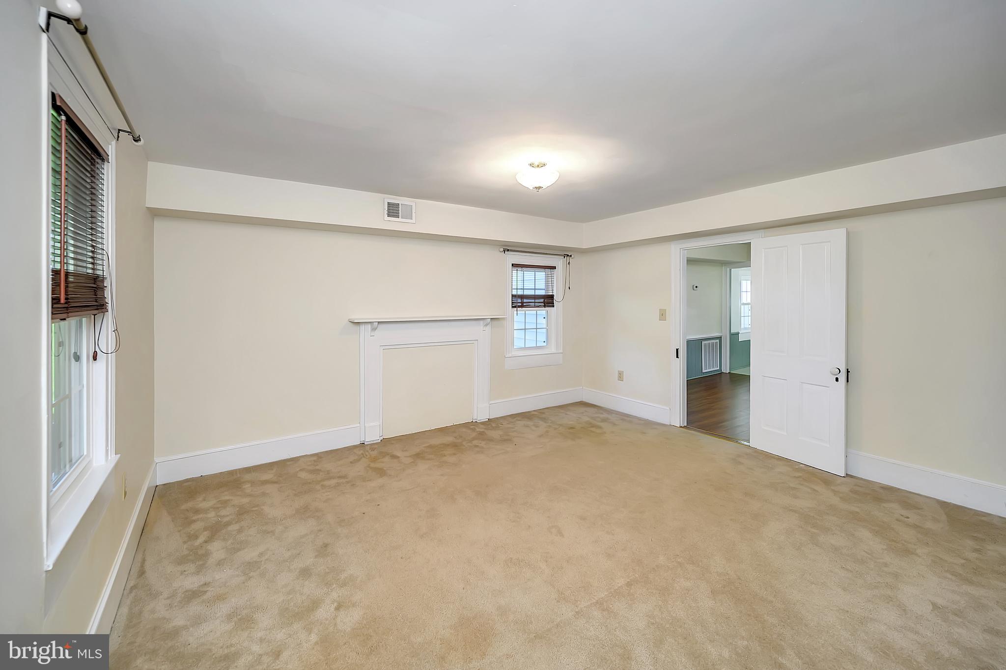 HARTWOOD - Residential Lease