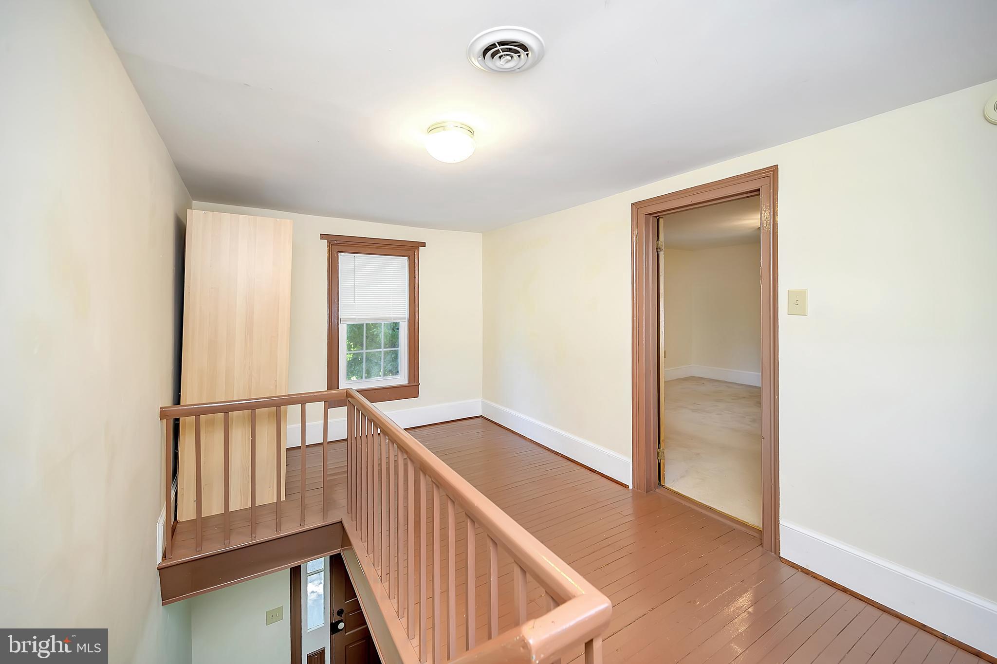 HARTWOOD - Residential Lease