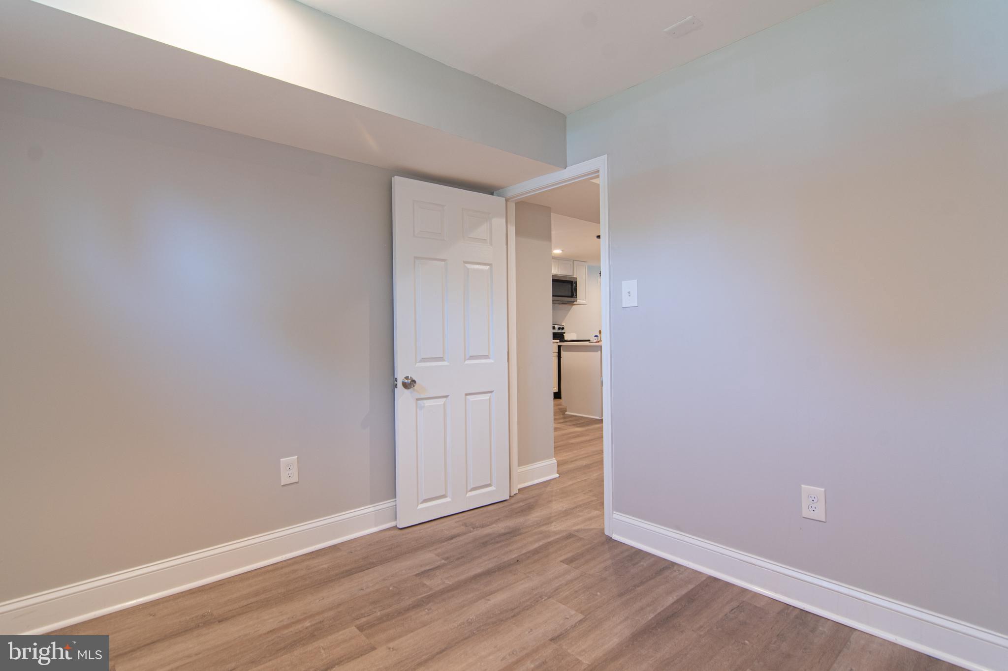 TEMPLE HILLS - Residential