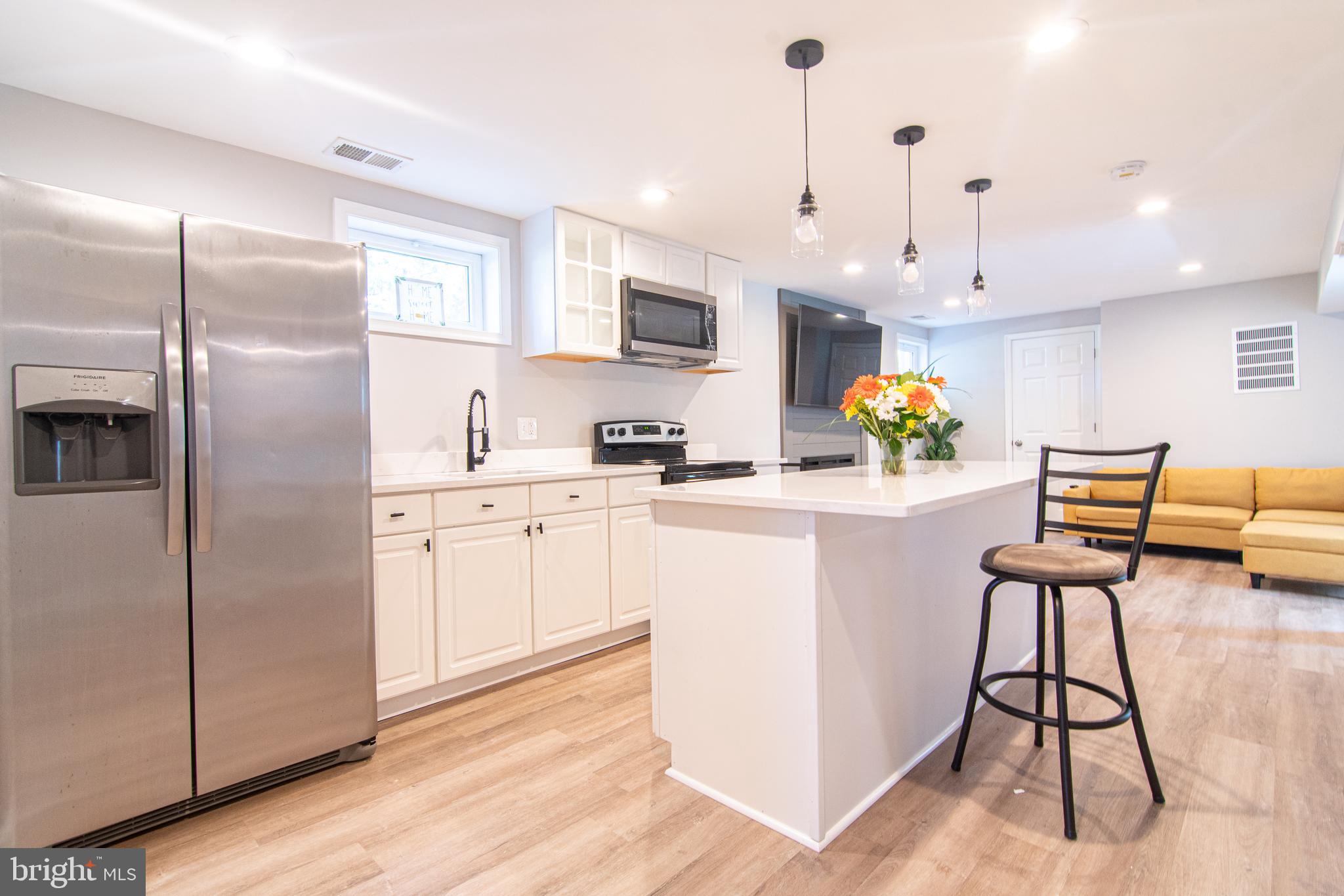 TEMPLE HILLS - Residential