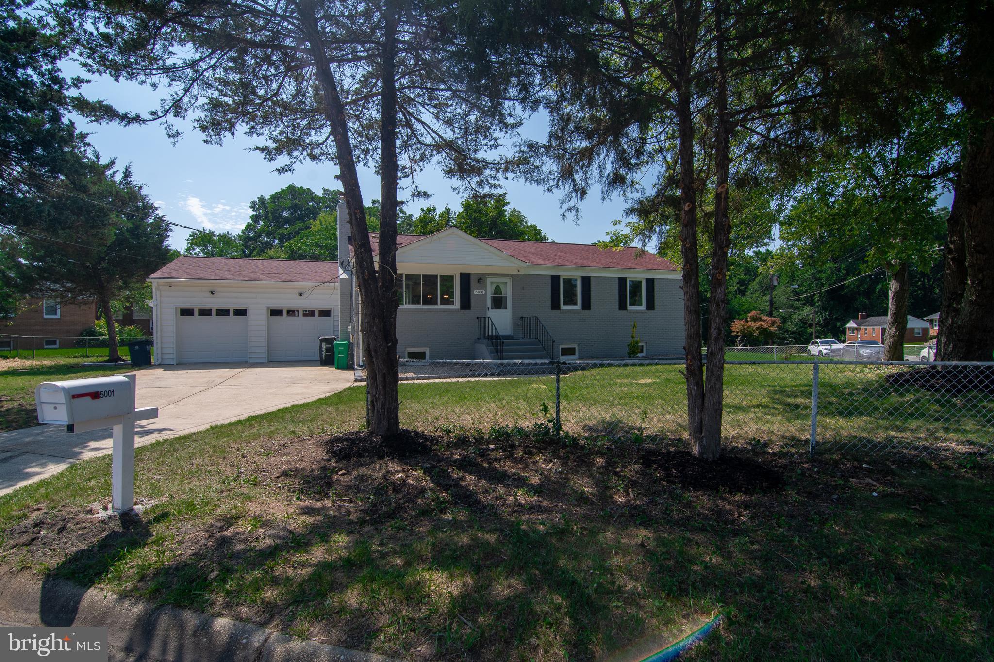 TEMPLE HILLS - Residential