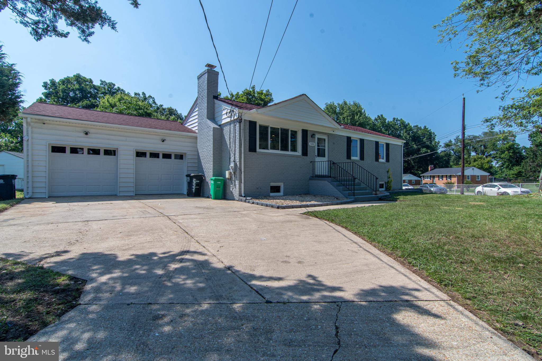 TEMPLE HILLS - Residential