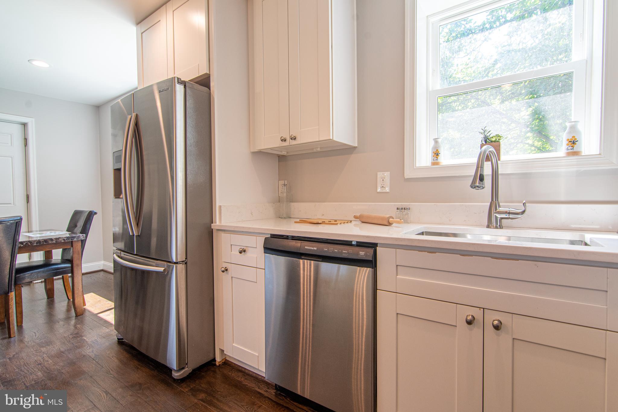 TEMPLE HILLS - Residential