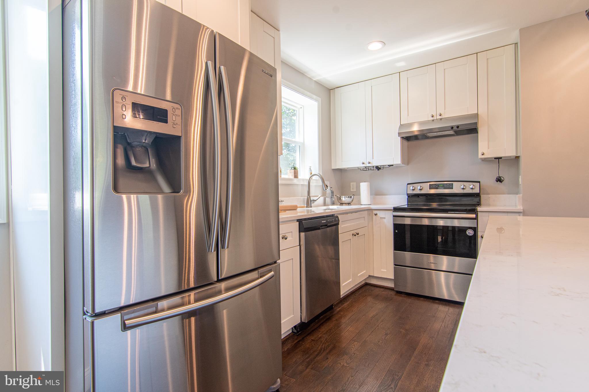 TEMPLE HILLS - Residential