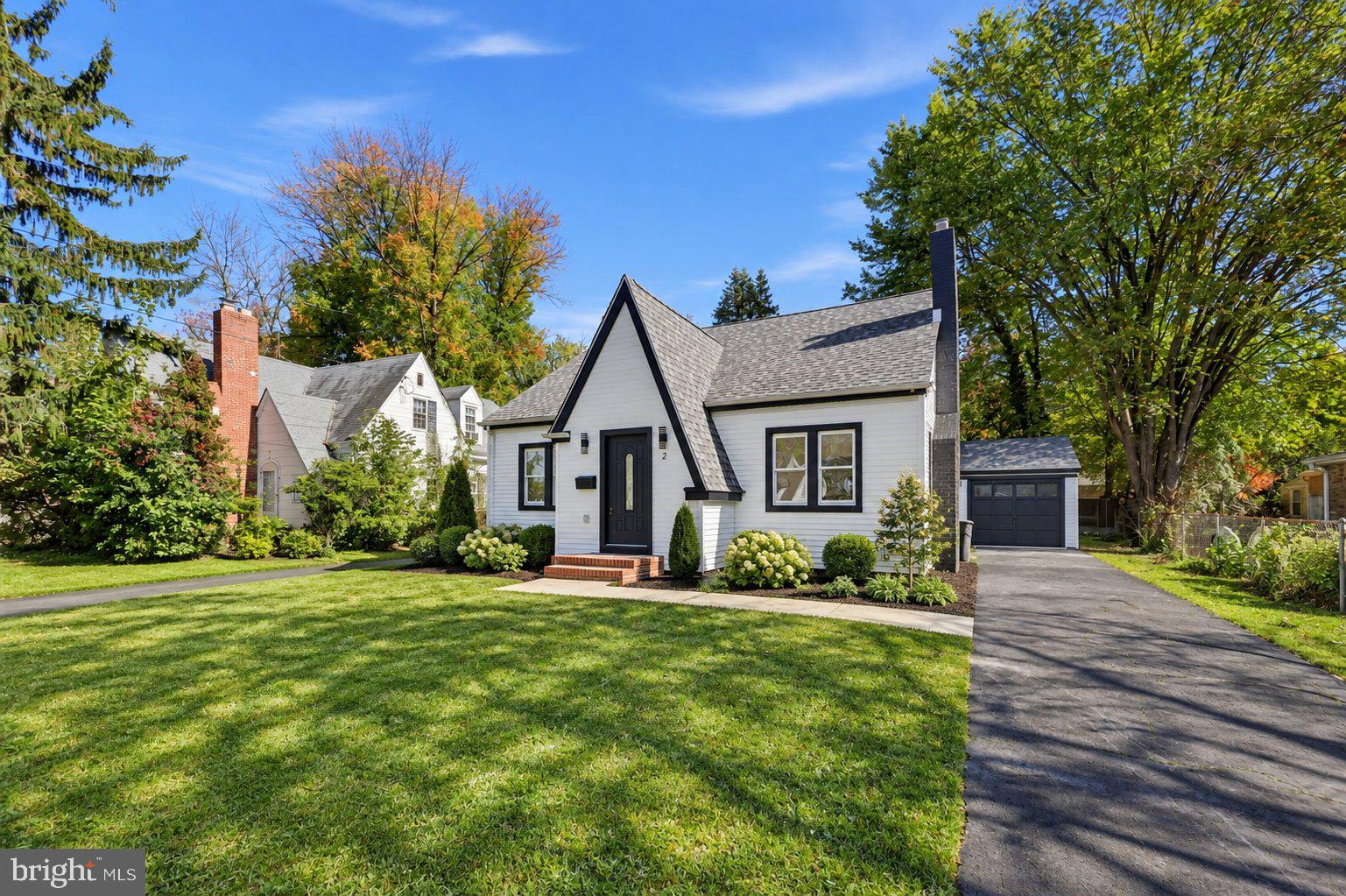 2 PERSHING AVENUE