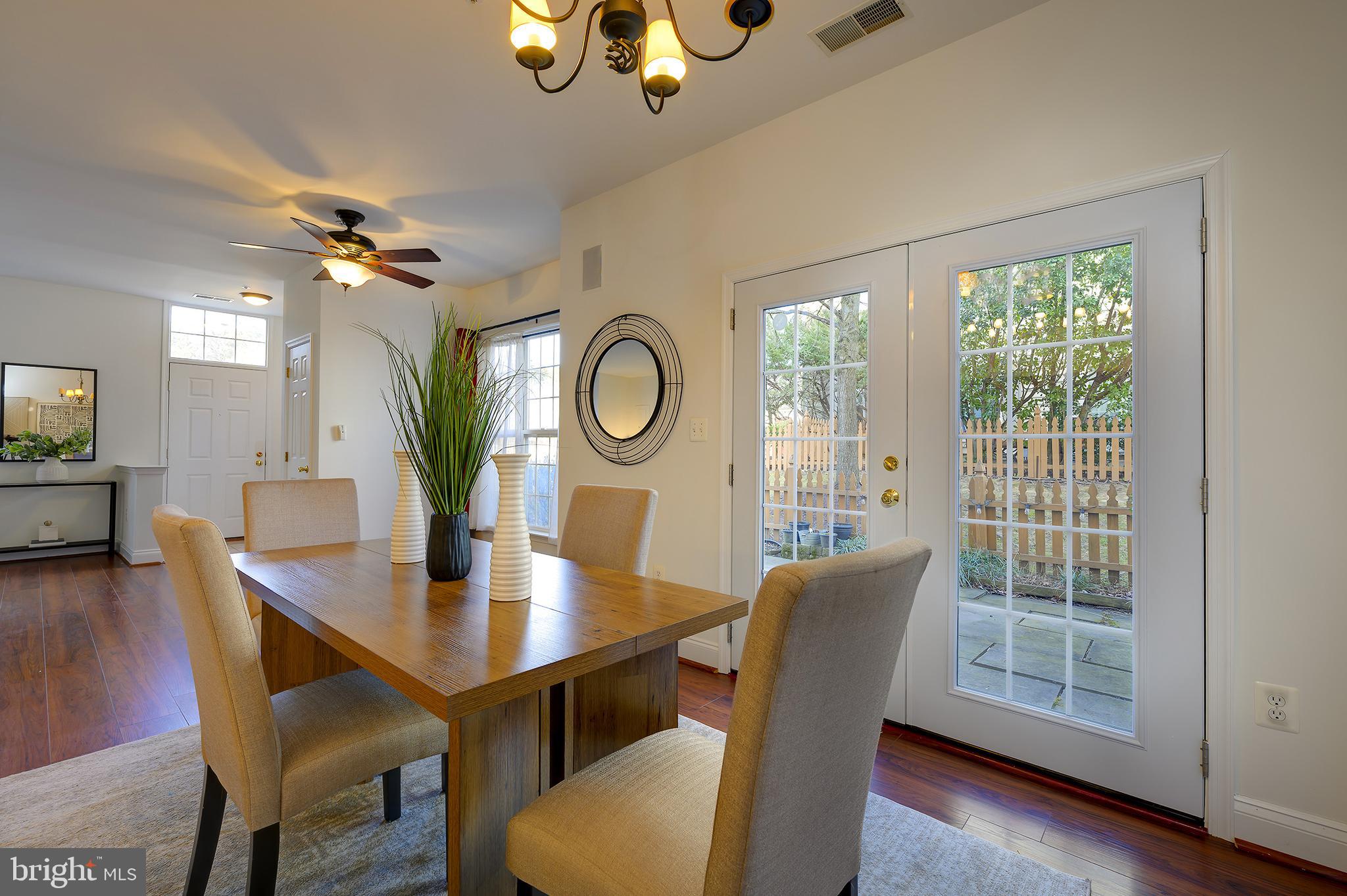 BURGUNDY PLACE - Residential