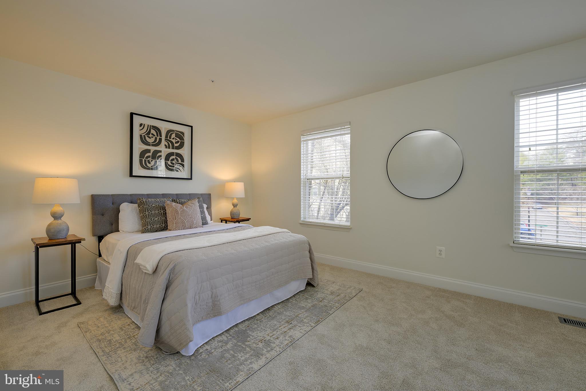 BURGUNDY PLACE - Residential