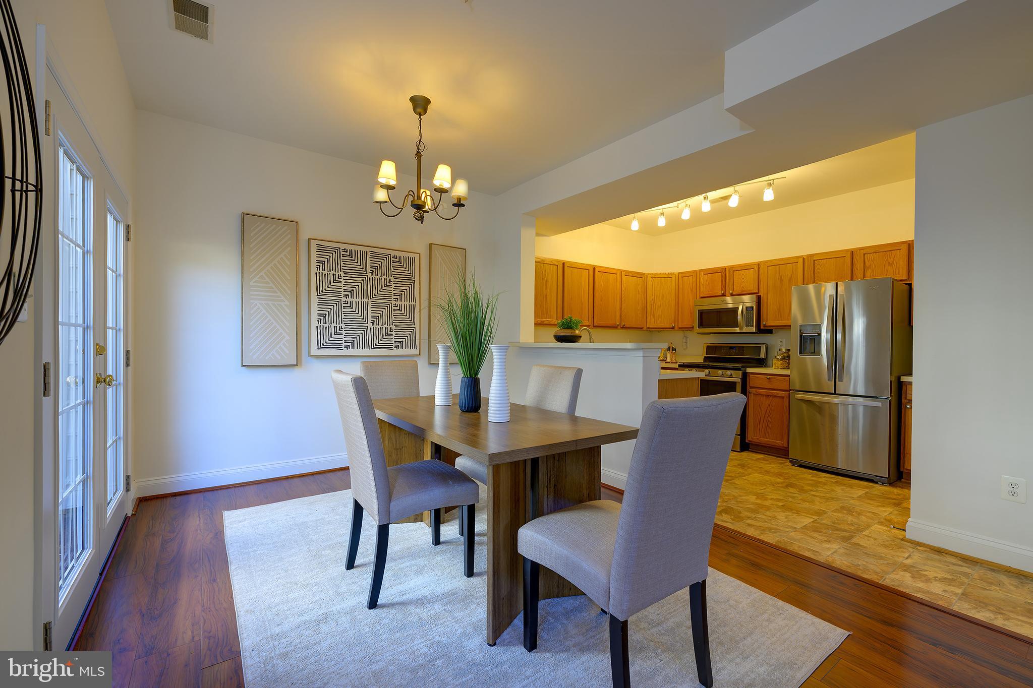 BURGUNDY PLACE - Residential