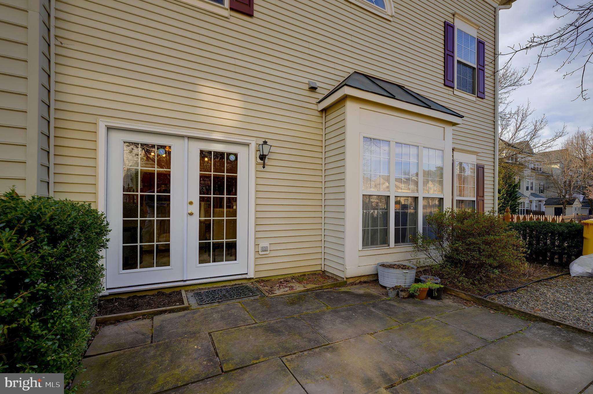 BURGUNDY PLACE - Residential