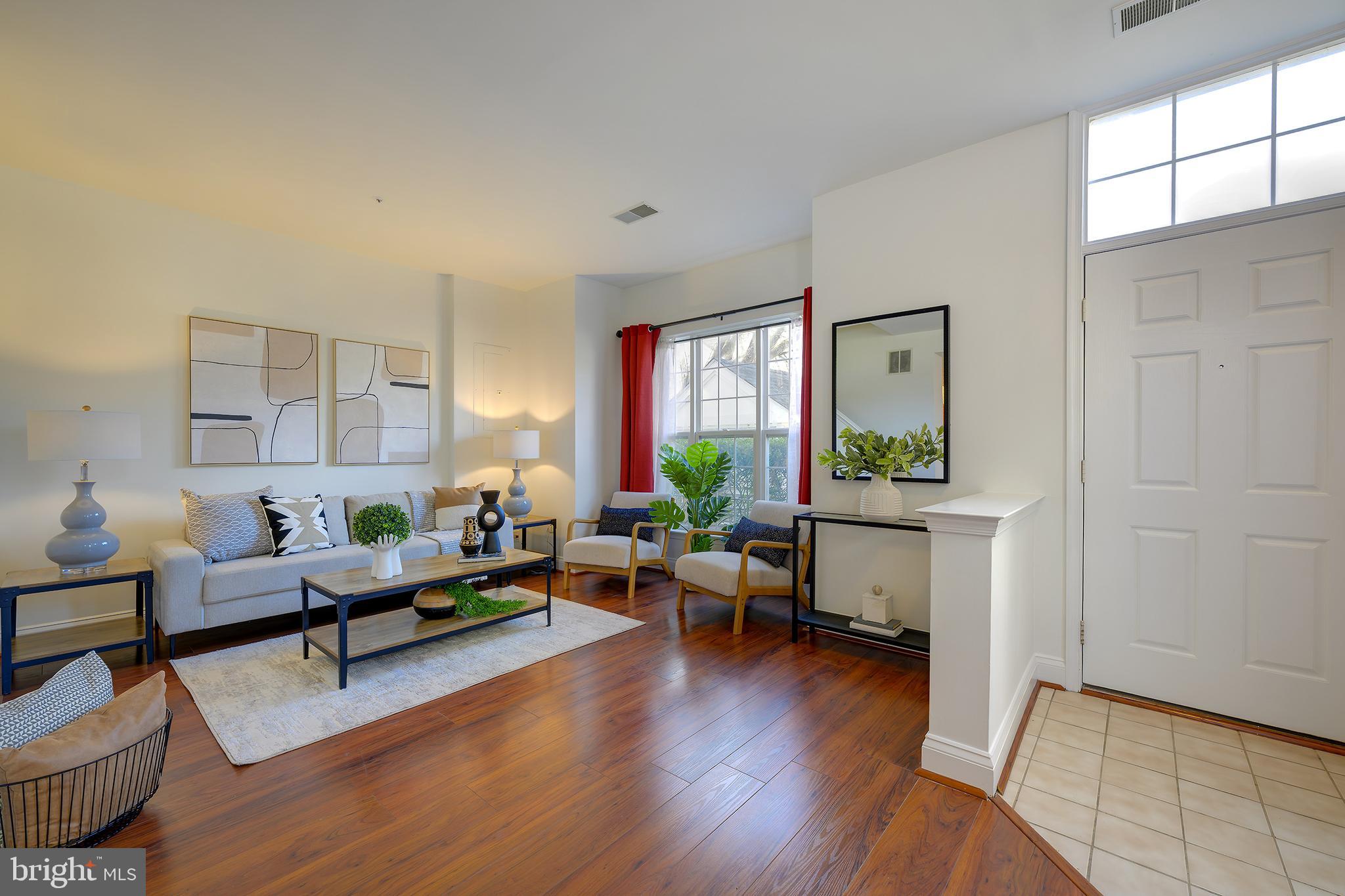 BURGUNDY PLACE - Residential