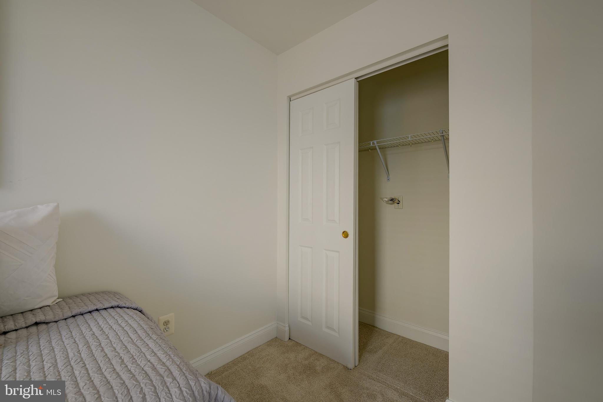 BURGUNDY PLACE - Residential