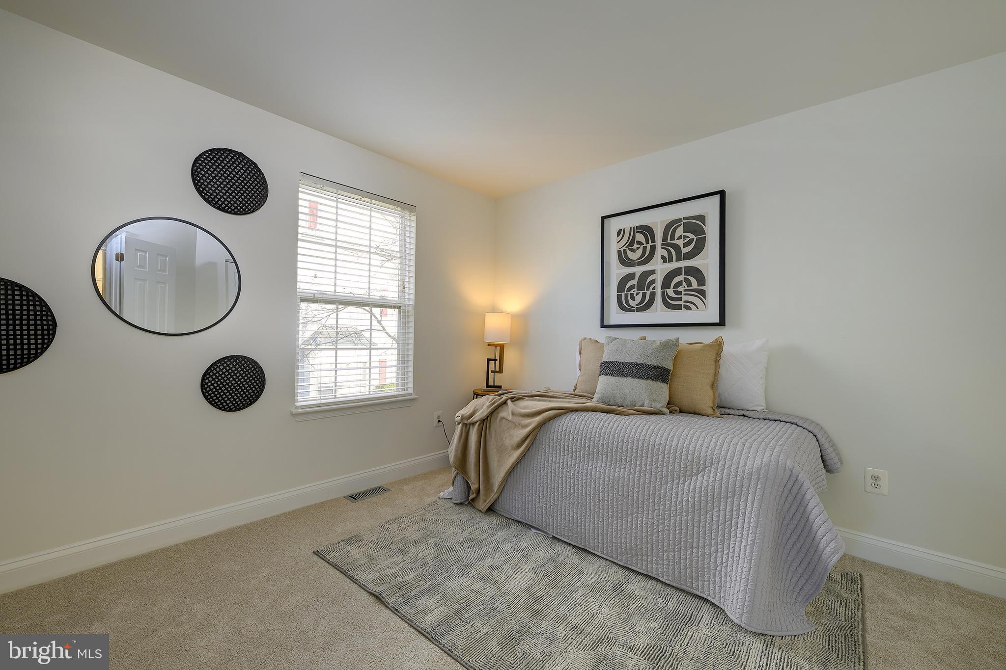 BURGUNDY PLACE - Residential