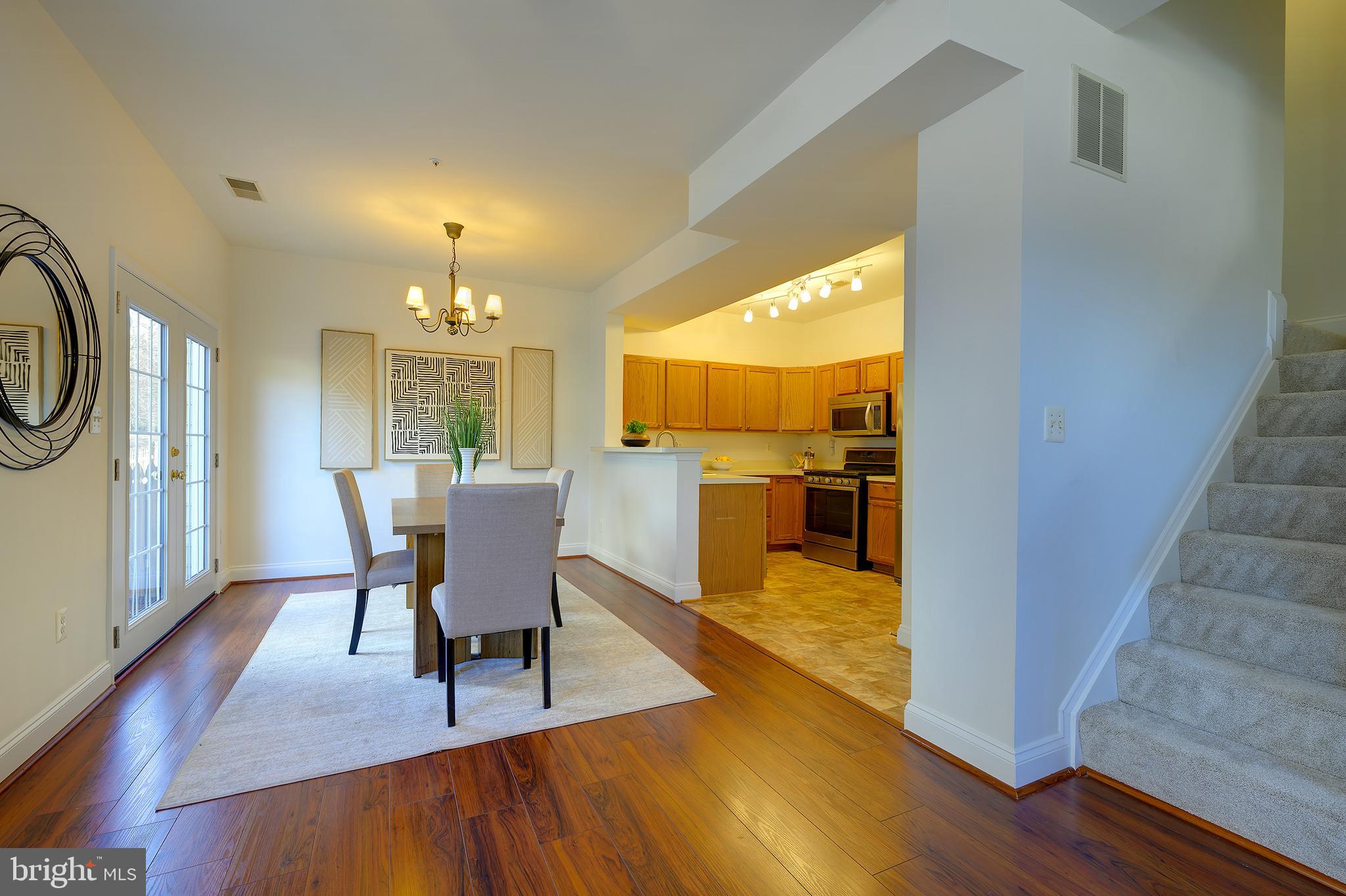 BURGUNDY PLACE - Residential