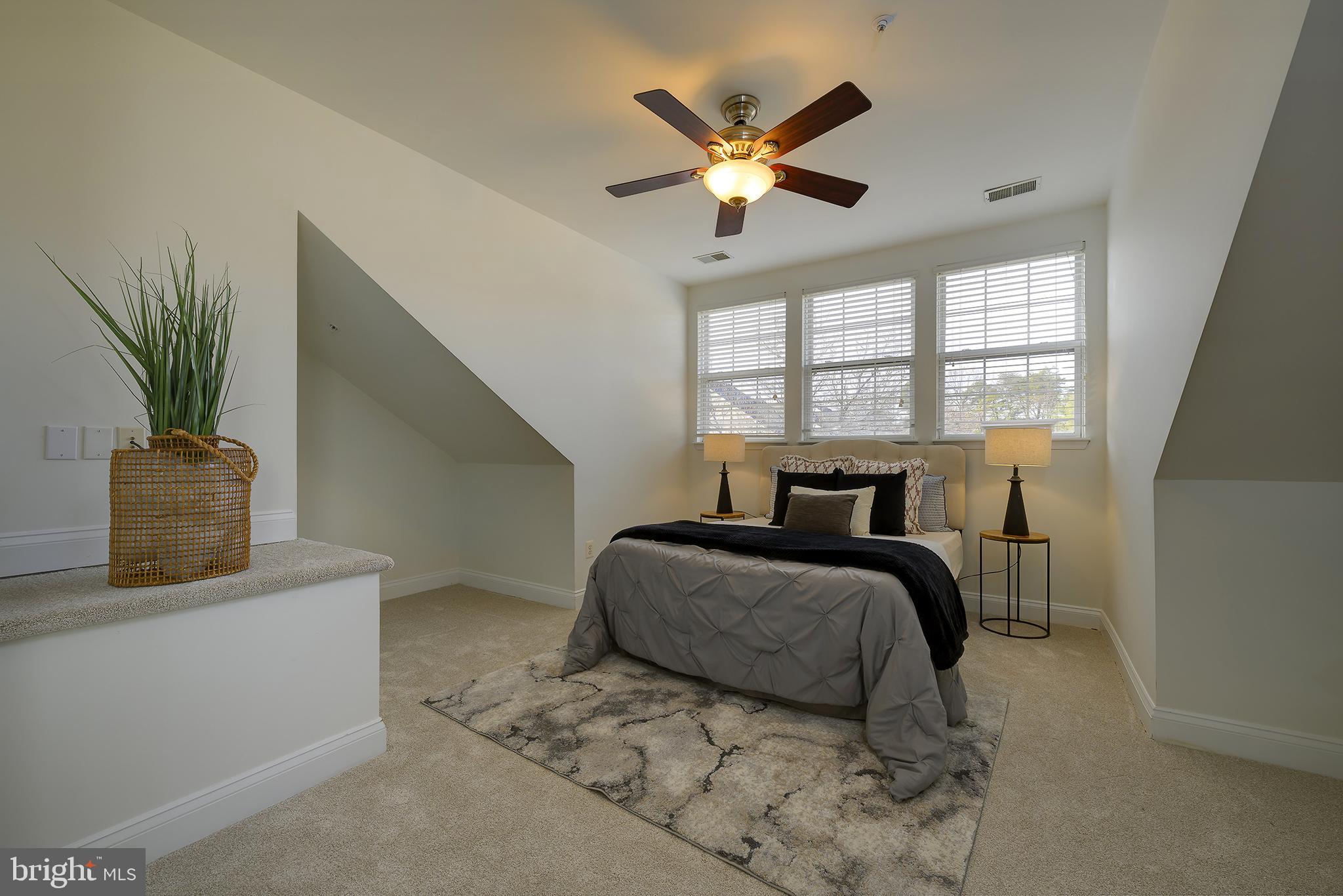 BURGUNDY PLACE - Residential