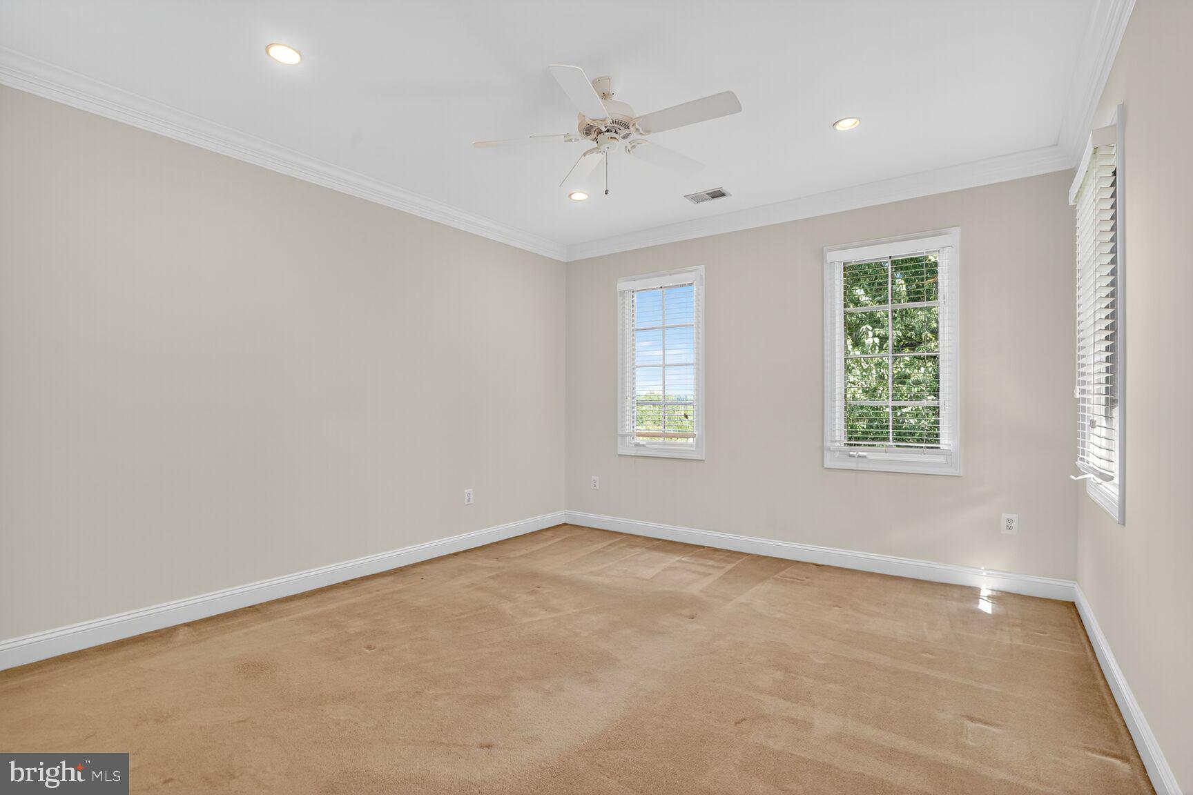 DOVER BALMORAL RIVERWOOD - Residential