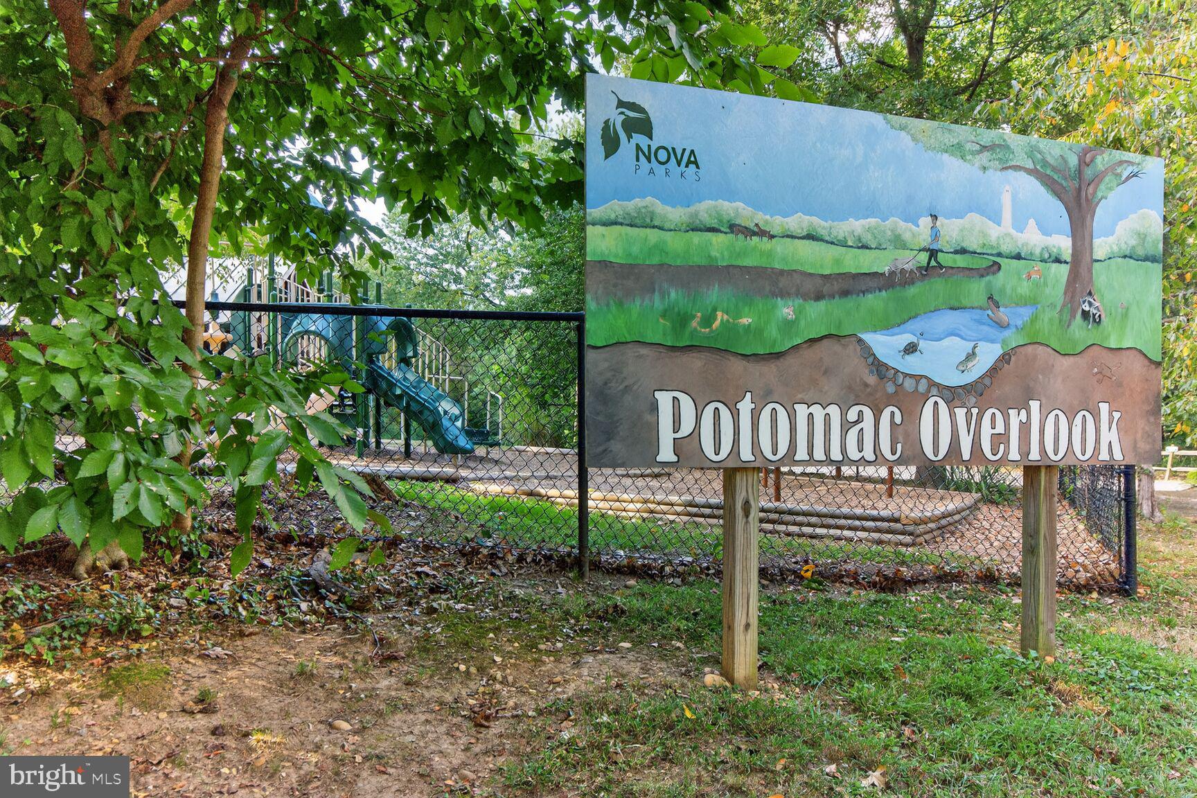 DOVER BALMORAL RIVERWOOD - Residential