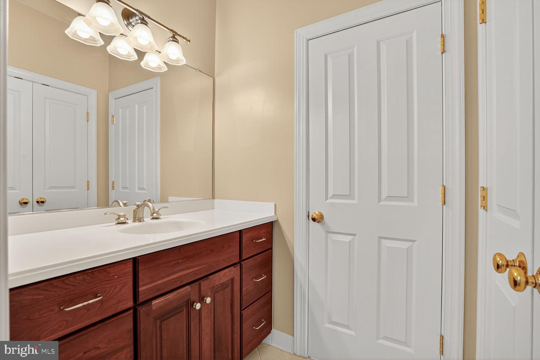 DOVER BALMORAL RIVERWOOD - Residential