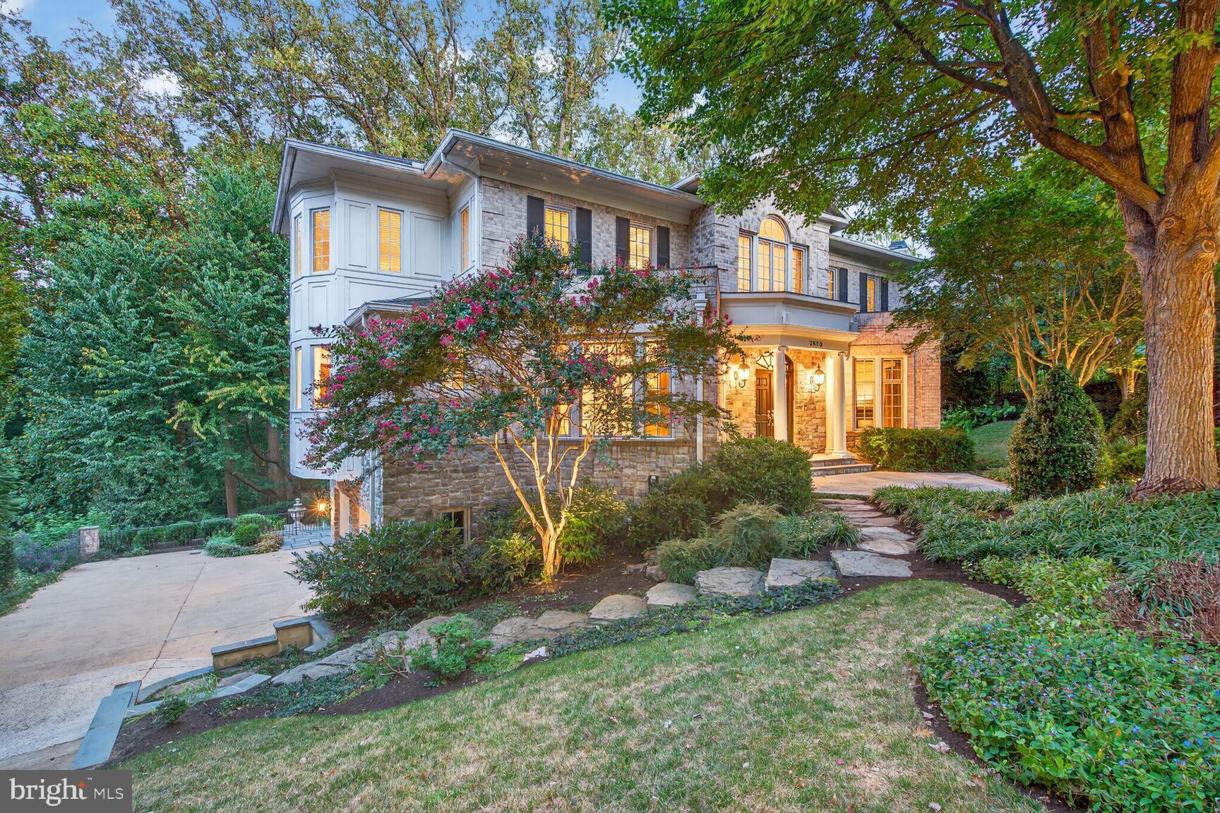 DOVER BALMORAL RIVERWOOD - Residential