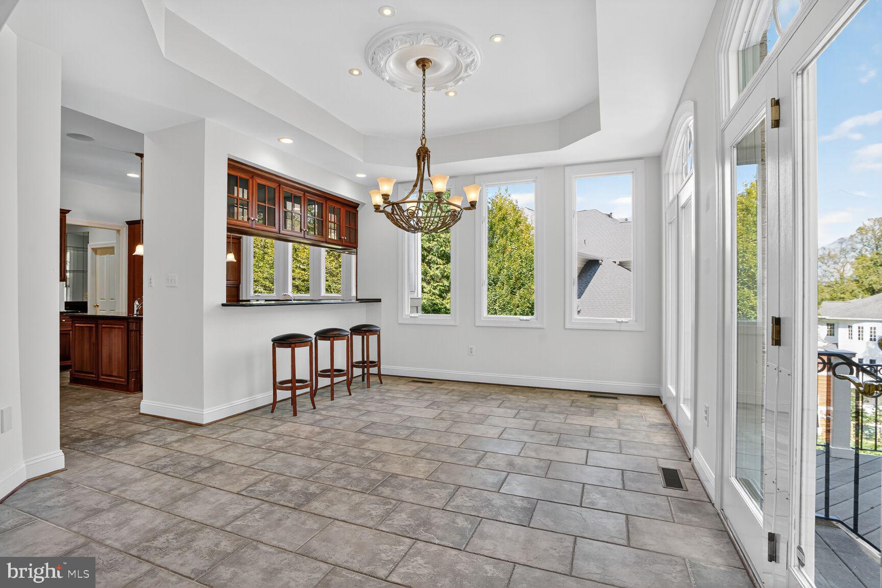 DOVER BALMORAL RIVERWOOD - Residential