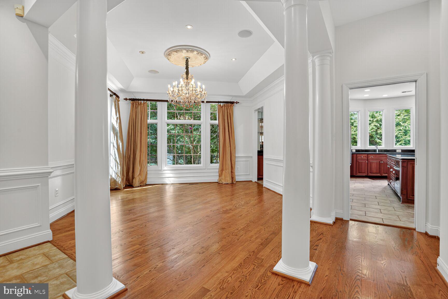 DOVER BALMORAL RIVERWOOD - Residential