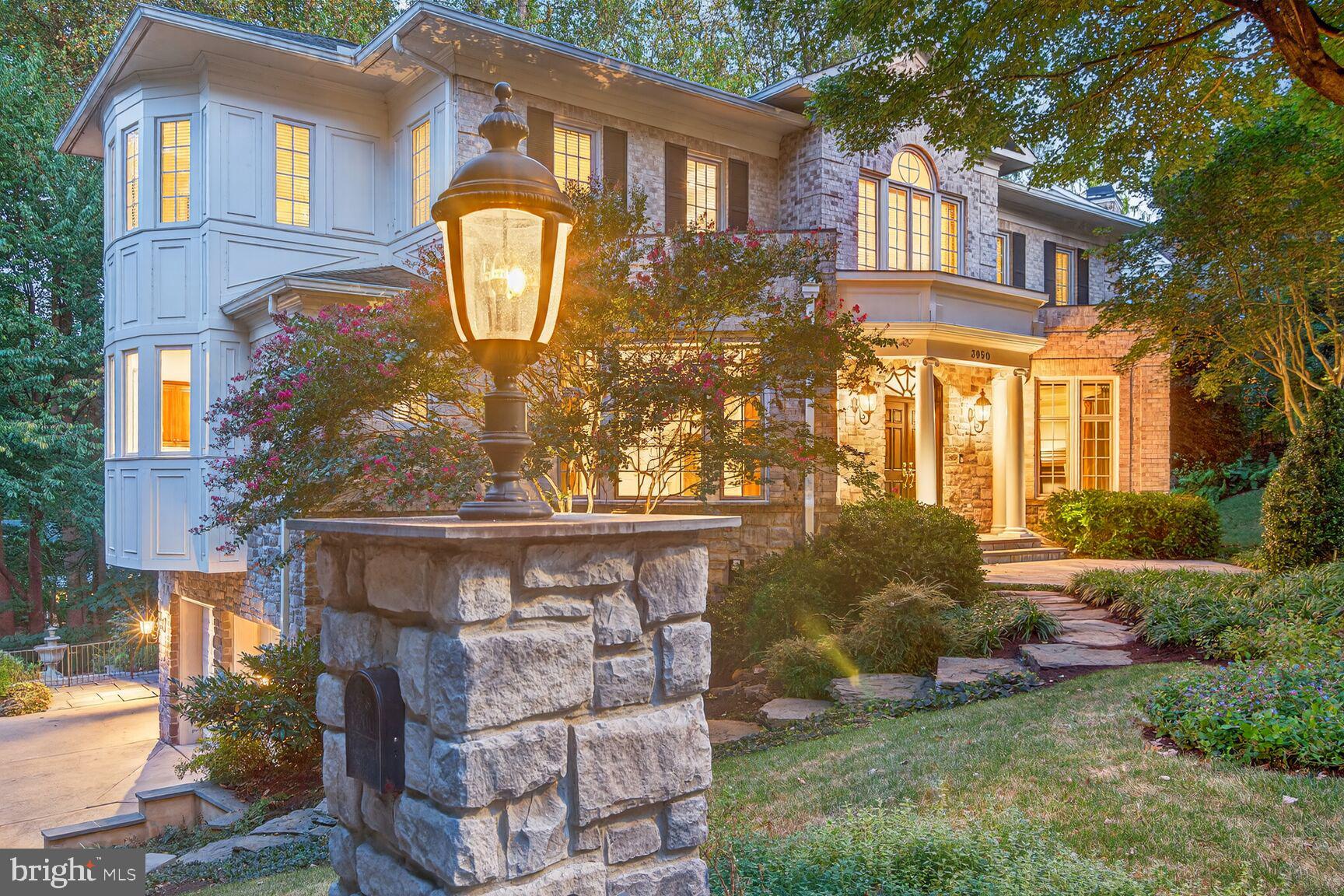 DOVER BALMORAL RIVERWOOD - Residential