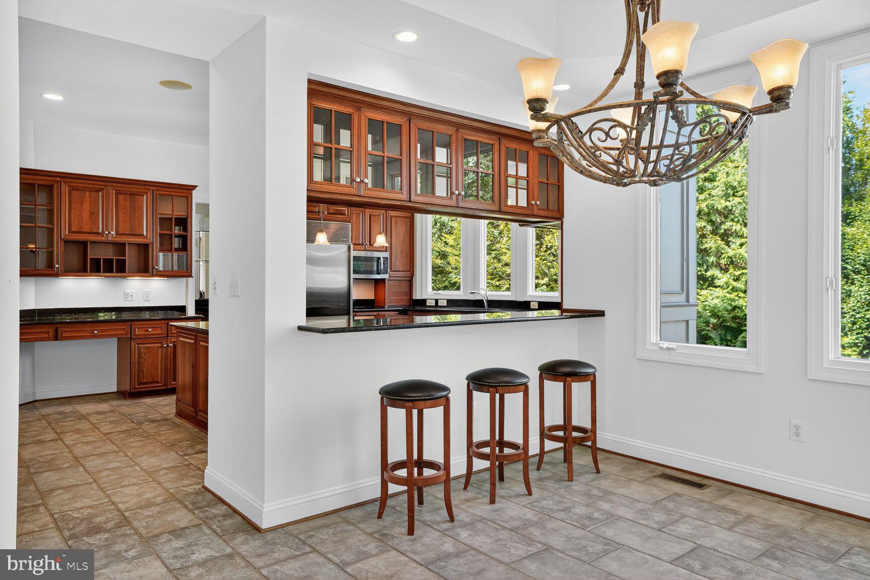 DOVER BALMORAL RIVERWOOD - Residential